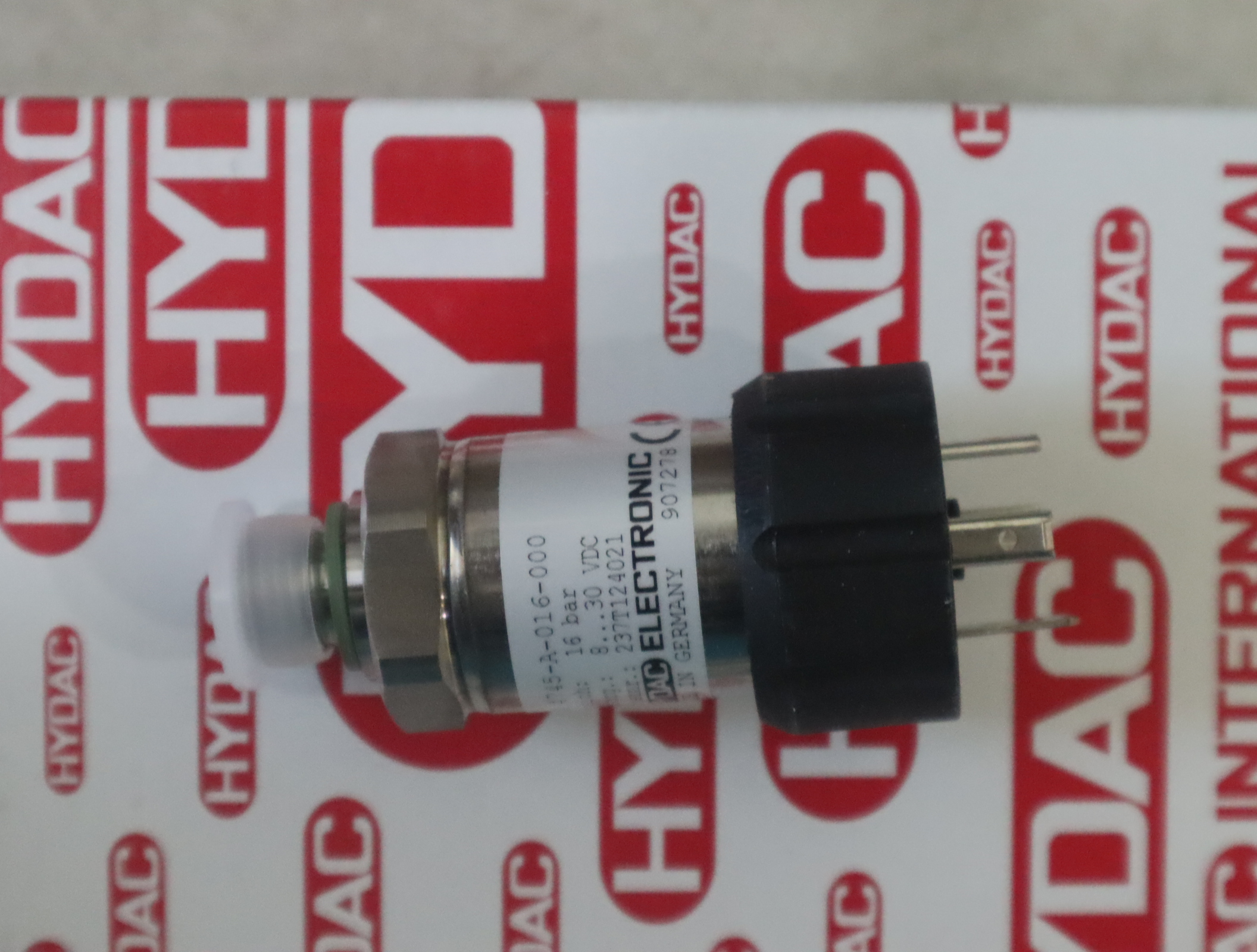 HDA4745-A-016-000 907278 德国贺德克HYDAC压力温度传感器