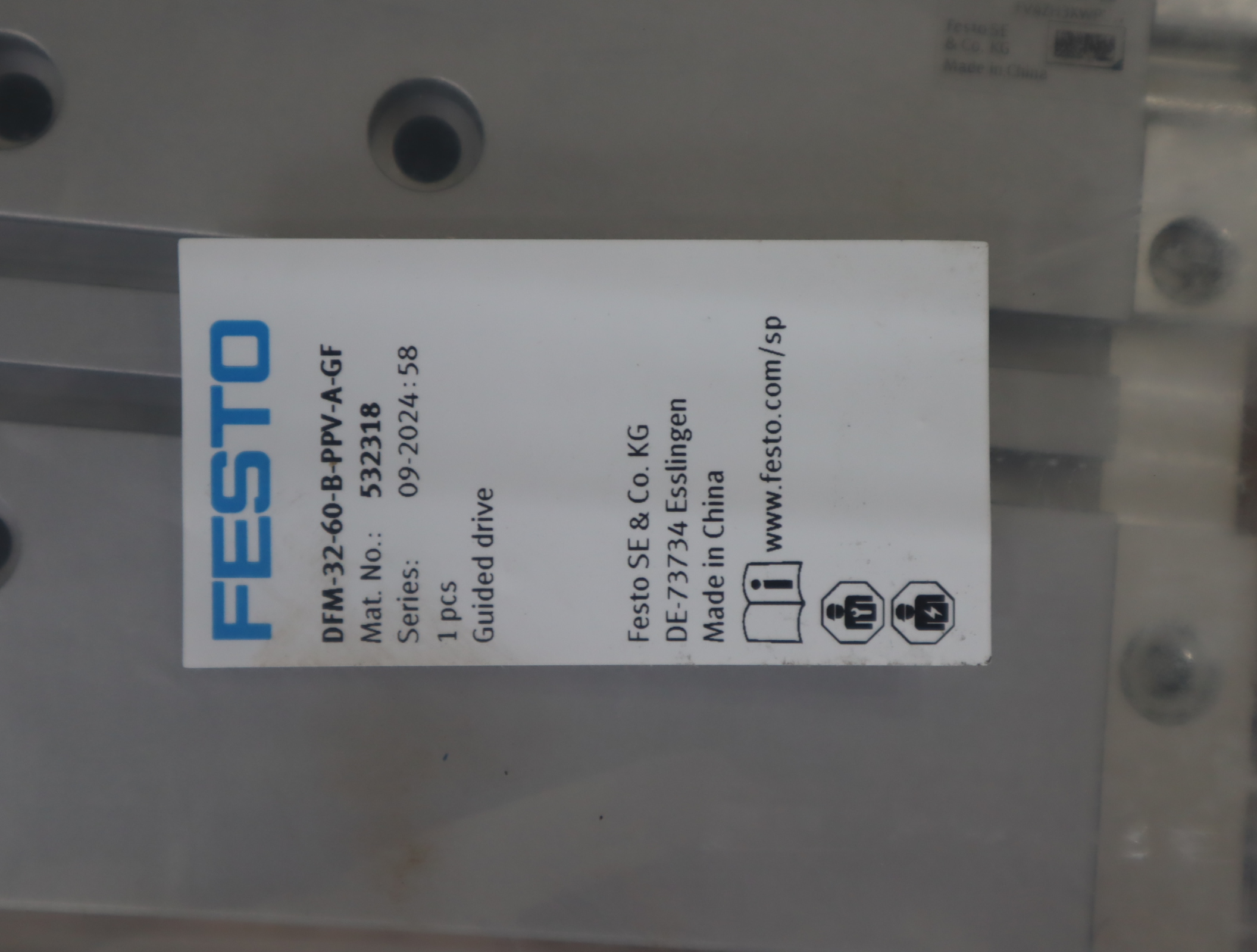 DFM-32-60-B-PPV-A-GF 532318 德国FESTO费斯托气动阀