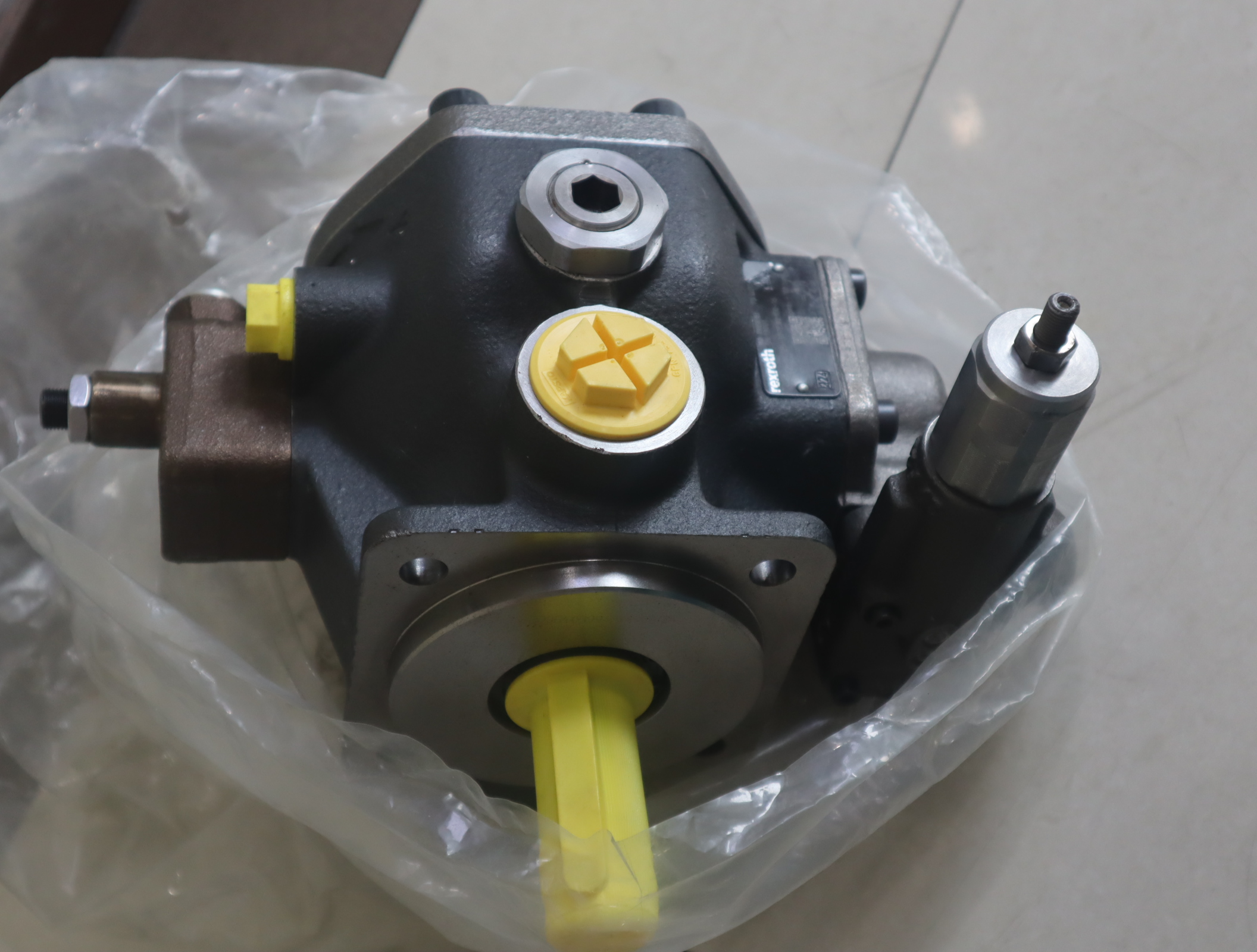 PV7-1A/25-30RE01MC0-16 R900580383 力士乐REXROTH叶片泵