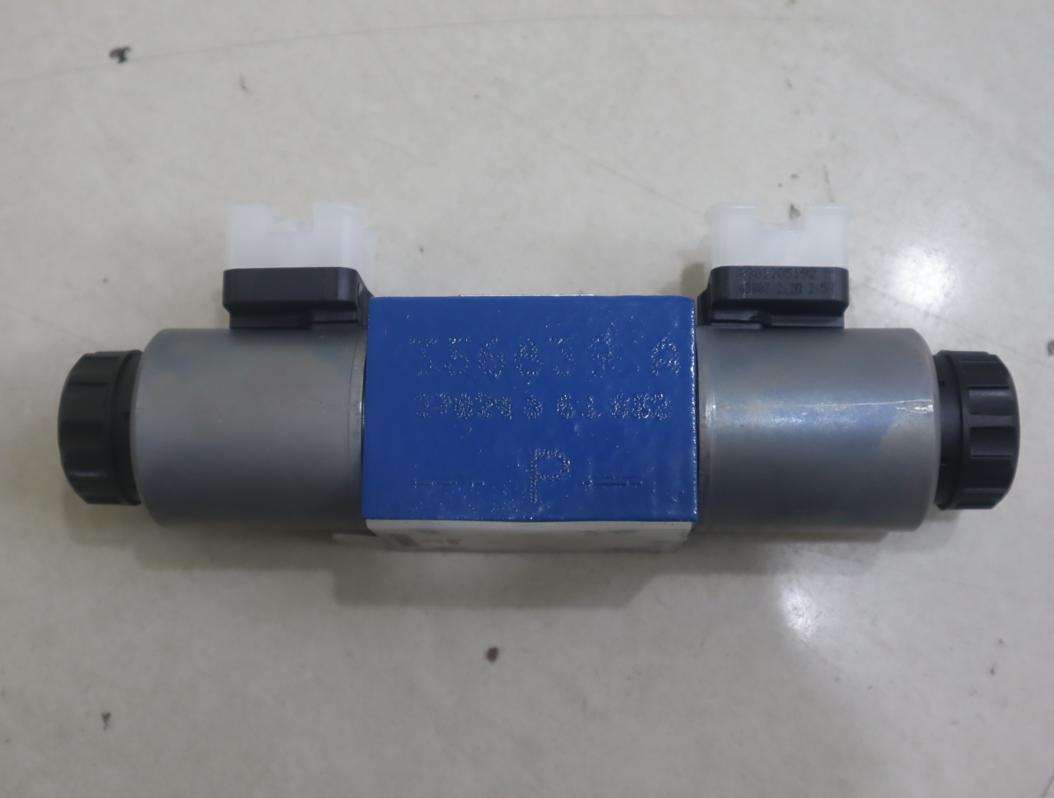 4WRA6W30-21/G24N9K4/V R900902095 德国力士乐REXROTH比例阀