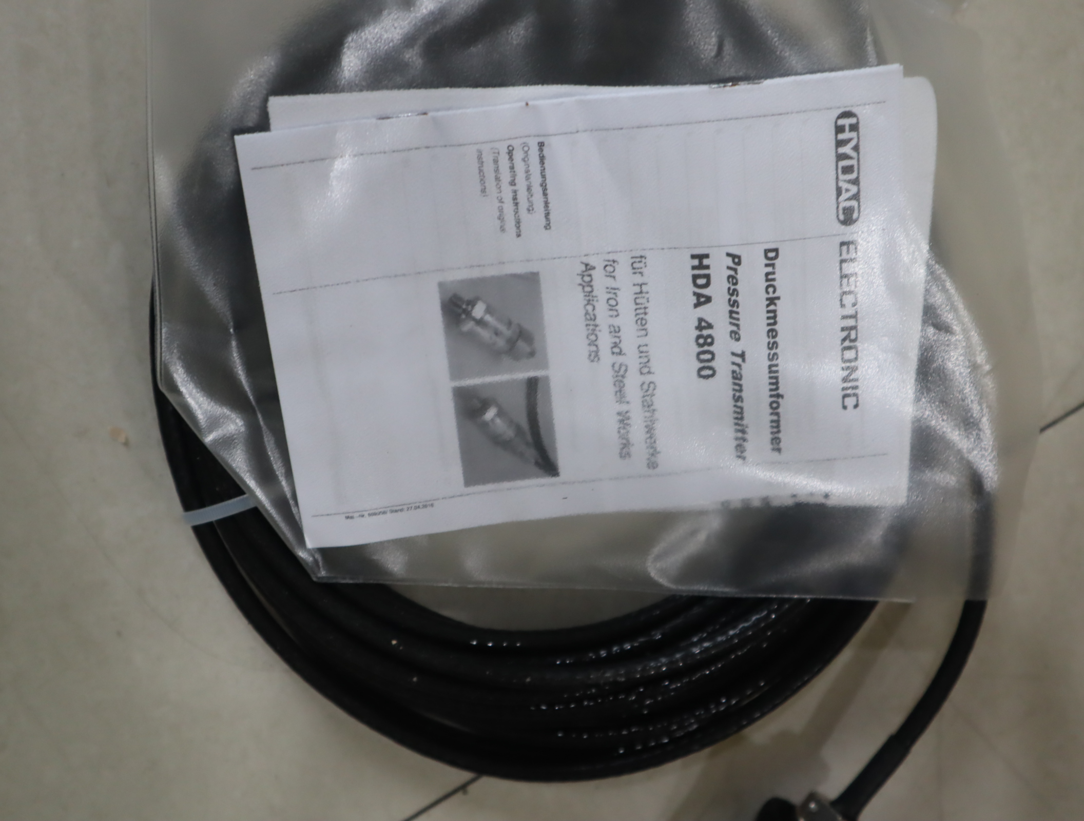 HDA4840-A-250-42410M 925598 德国贺德克HYDAC压力温度传感器