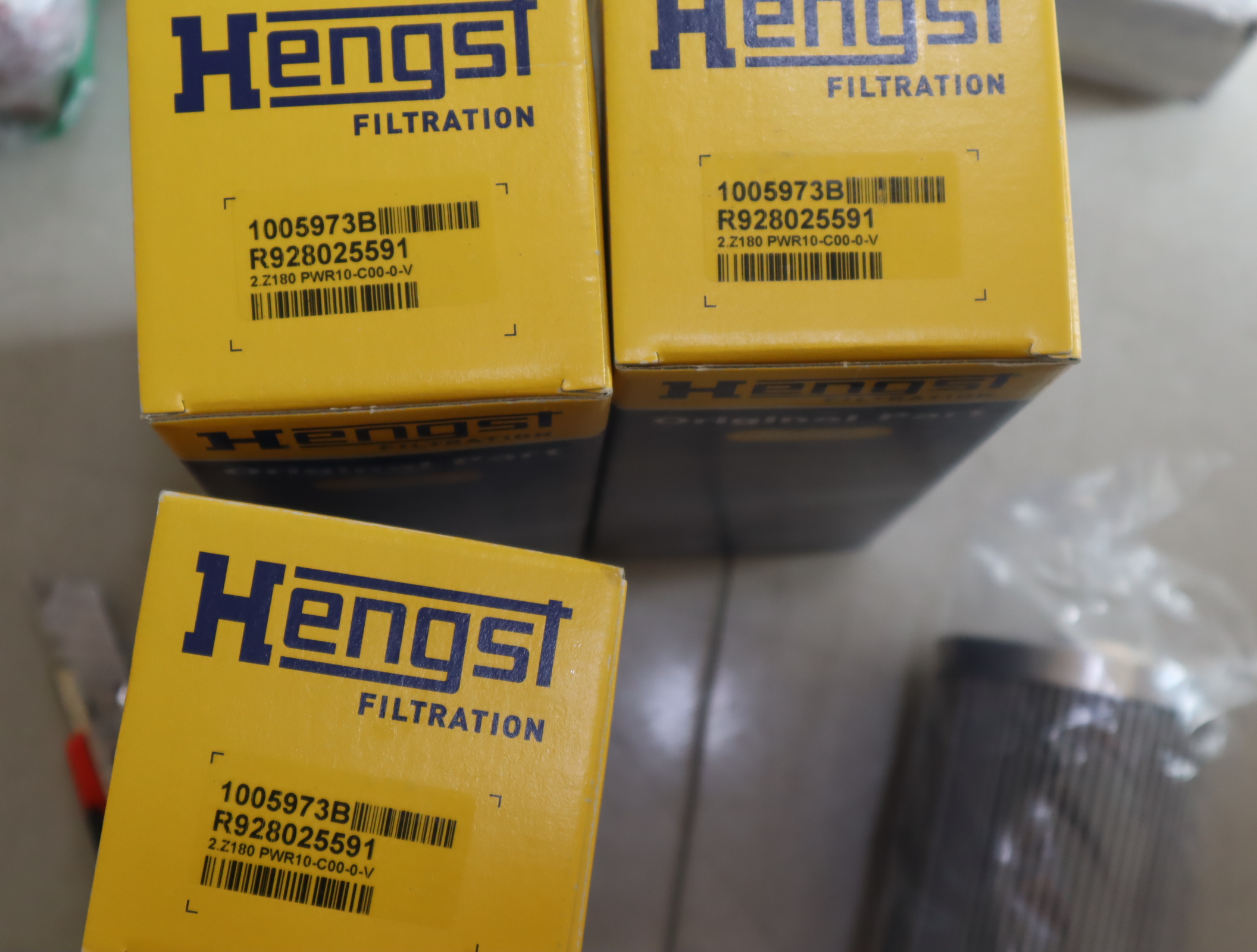 2.Z180 PWR10-C00-0-V R928025591 1005973B 汉格斯特HENGST滤芯