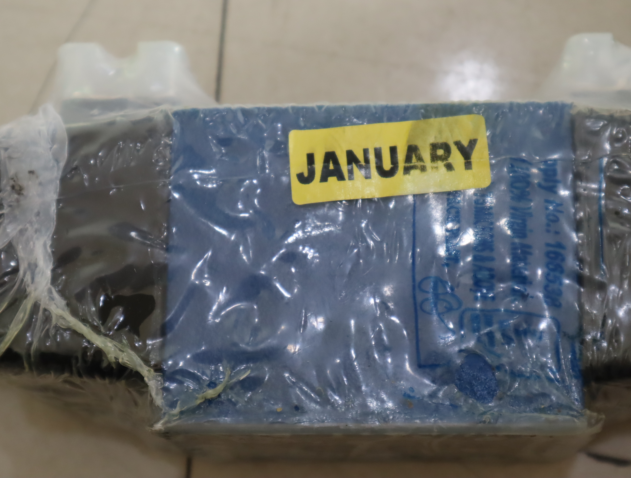 4WE10J3X/CW230N9K4 R900911868 德国力士乐REXROTH电磁阀