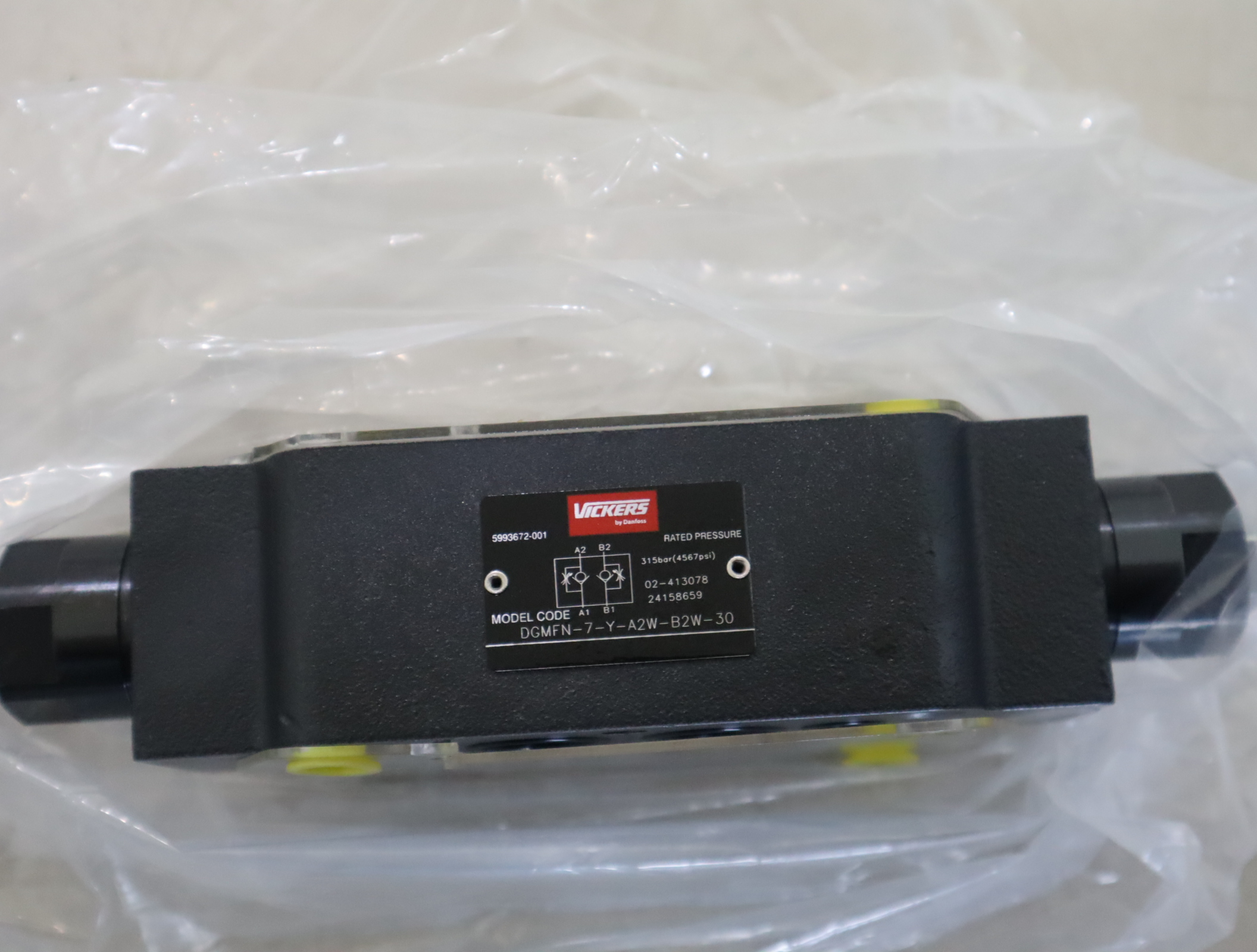 DGMFN-7-Y-A2W-B2W-30 02-413078 威格士VICKERS丹佛斯DANFOSS伊顿