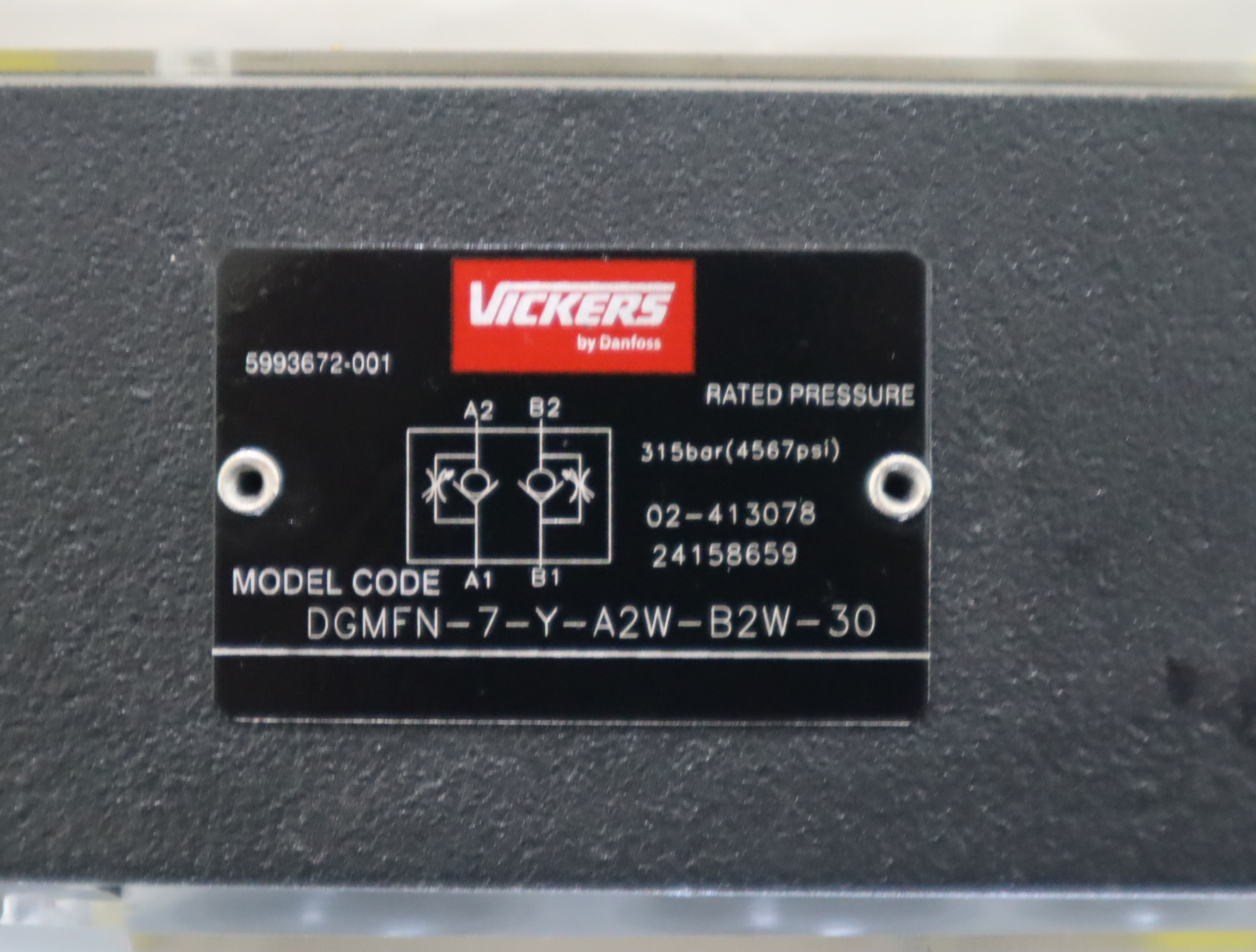 DGMFN-7-Y-A2W-B2W-30 02-413078 威格士VICKERS丹佛斯DANFOSS伊顿