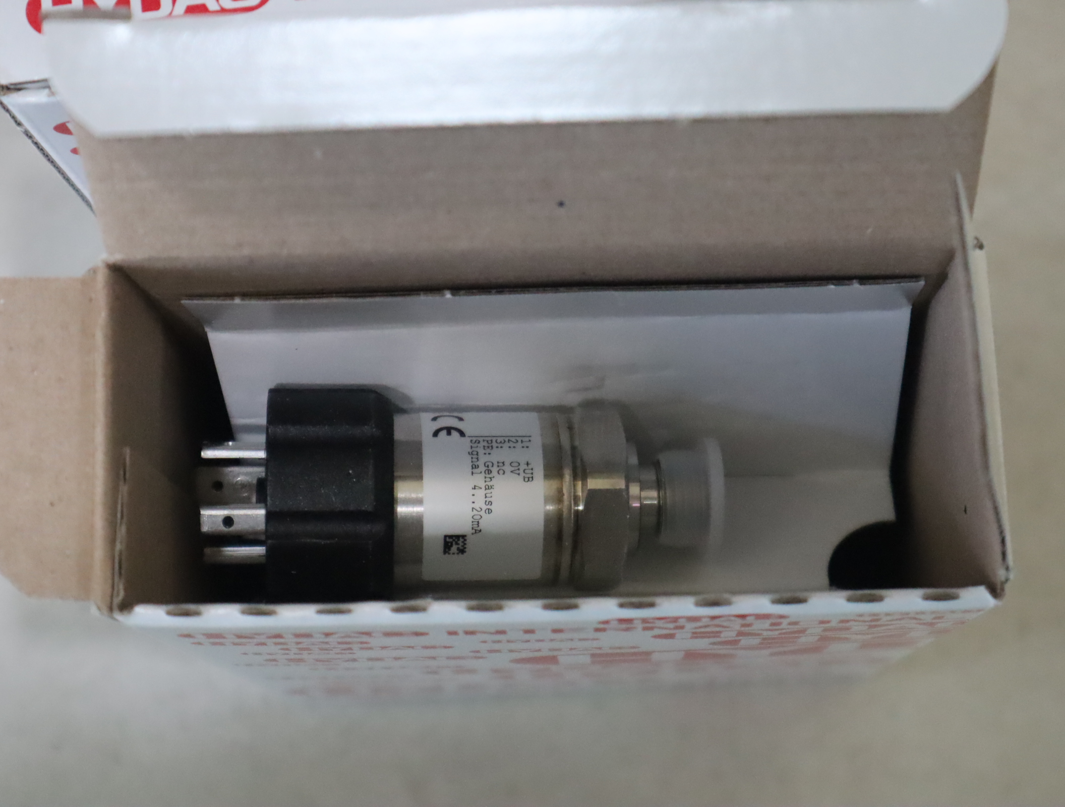 HDA4445-A-250-000 906995 贺德克HYDAC压力温度传感器