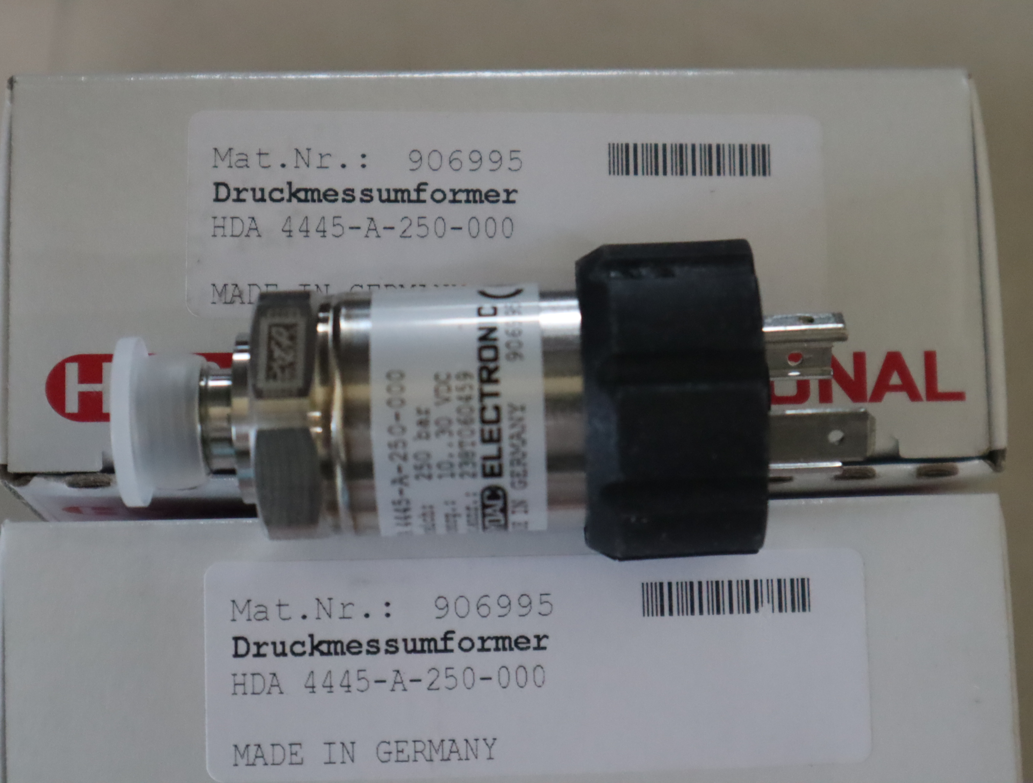 HDA4445-A-250-000 906995 贺德克HYDAC压力温度传感器