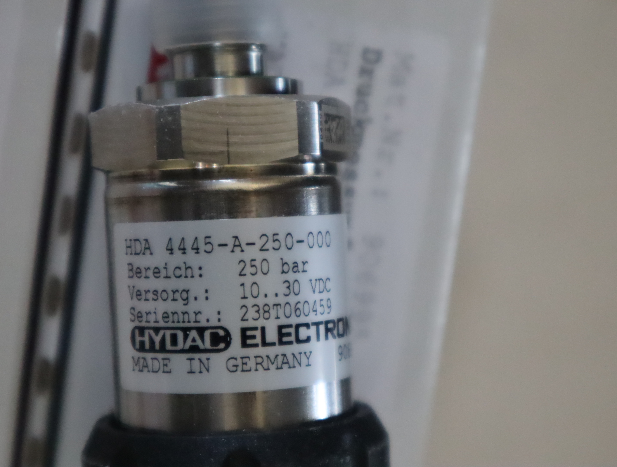HDA4445-A-250-000 906995 贺德克HYDAC压力温度传感器