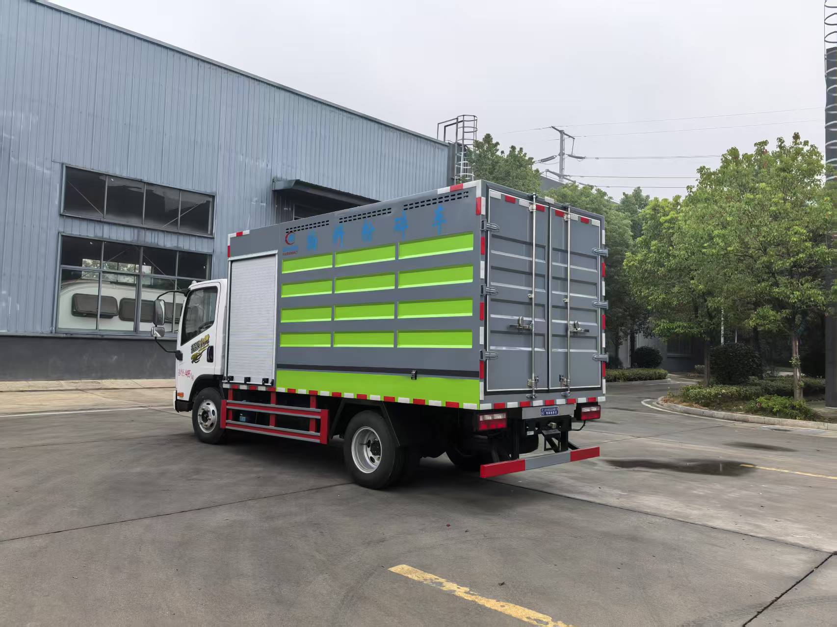  陕汽德龙移动粉碎车 农业秸秆回收车 厂