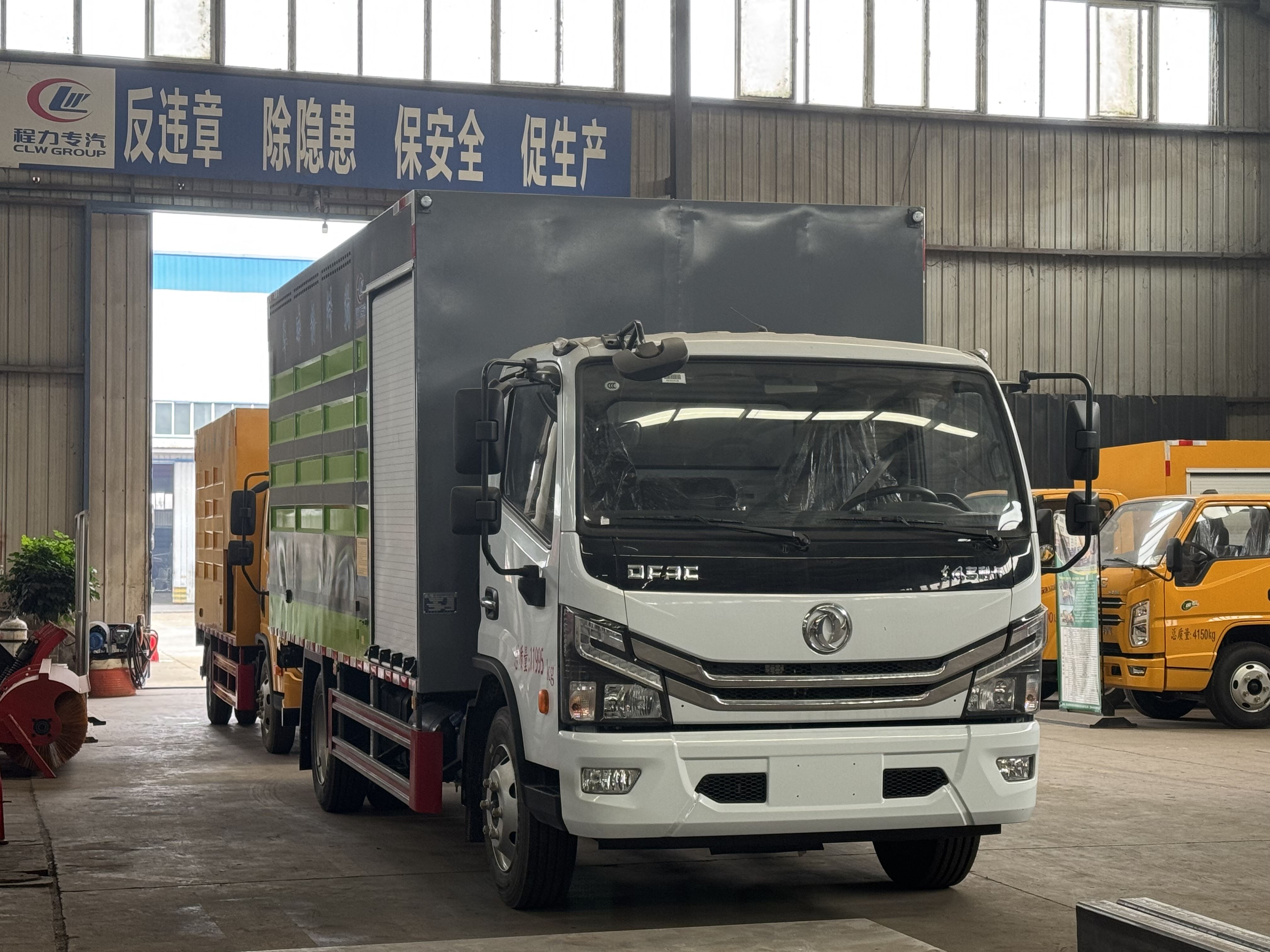  解放J6大型粉碎车 农业秸秆回收车 批发