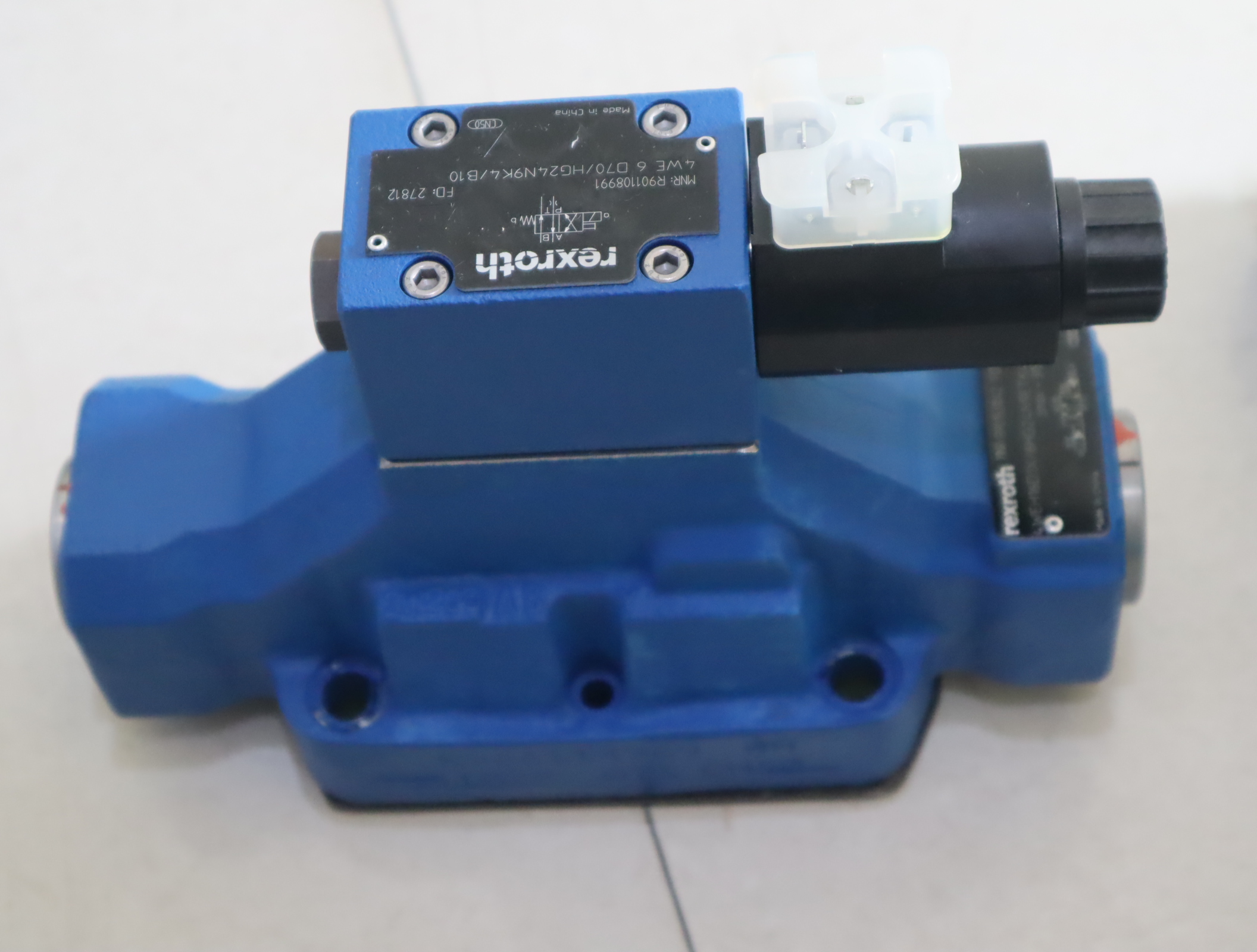 4WE6D70/HG24N9K4/B10 R901108991 德国力士乐REXROTH电磁阀