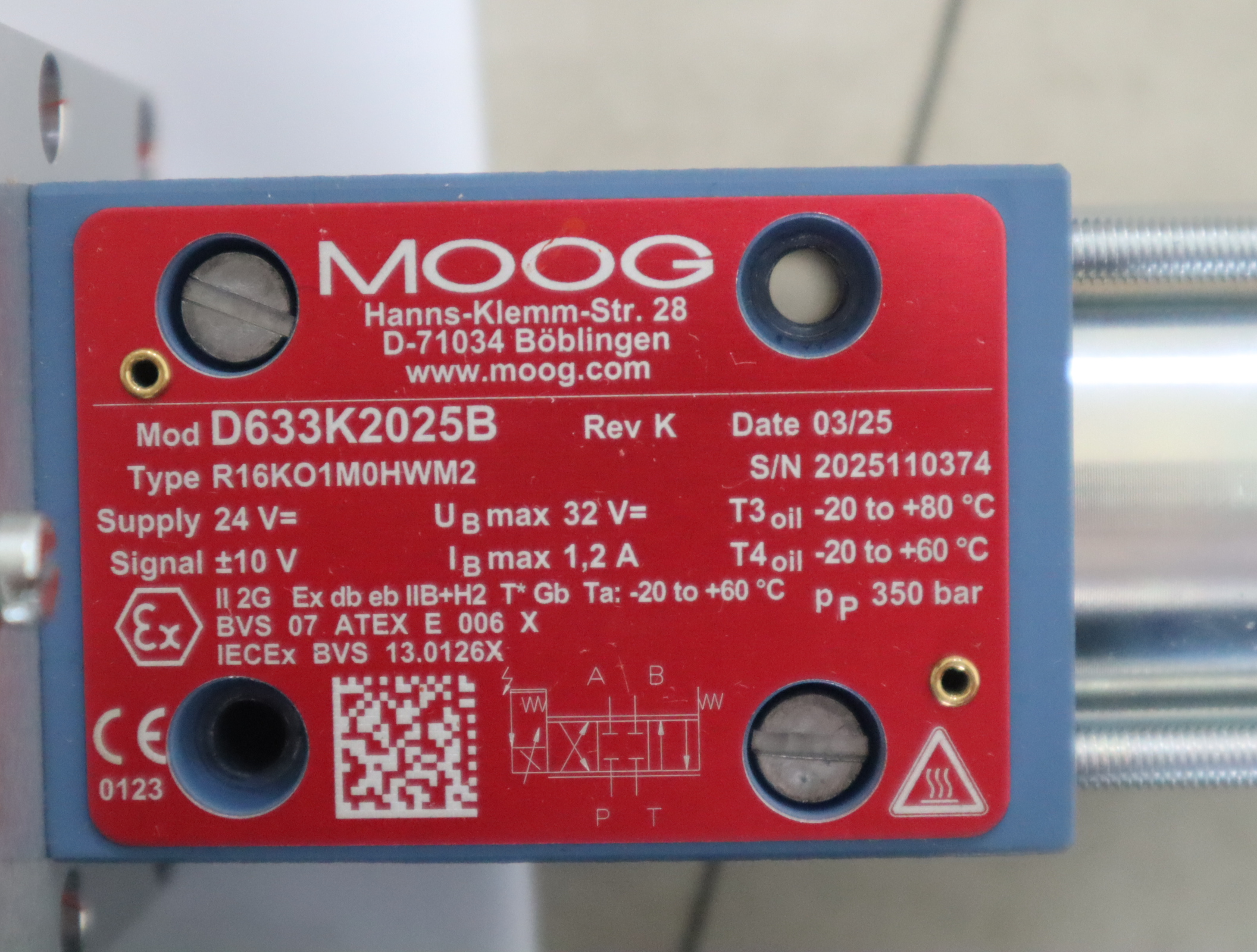 D633K2025B R16KO1M0HWM2 美国穆格MOOG伺服阀 德国产