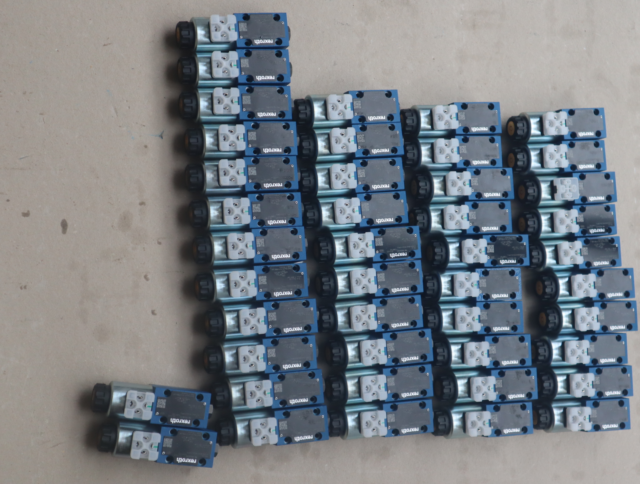 R900561291 4WE6JB62/EG24N9K4 力士乐REXROTH