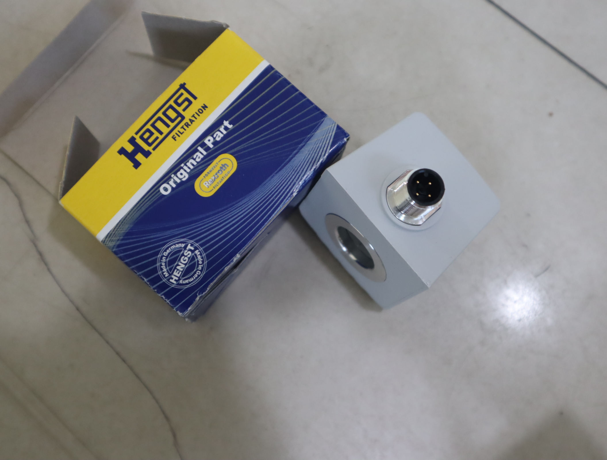 R928028411 WE-2SPSU-M12X1 汉格斯特HENGST 发讯器力士乐REXROTH