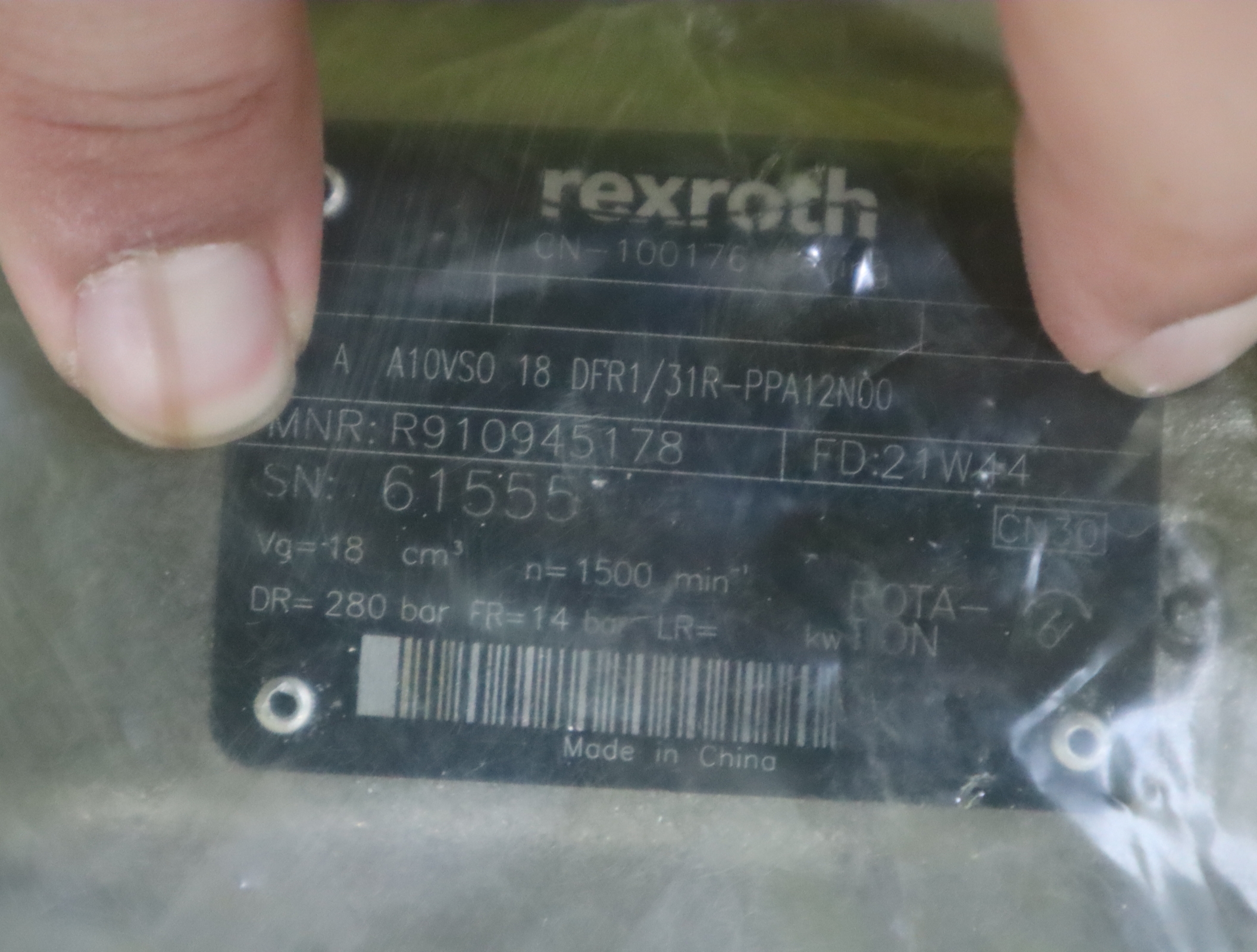 A A10VSO18DFR1/31R-PPA12N00 R910945178 力士乐REXROTH