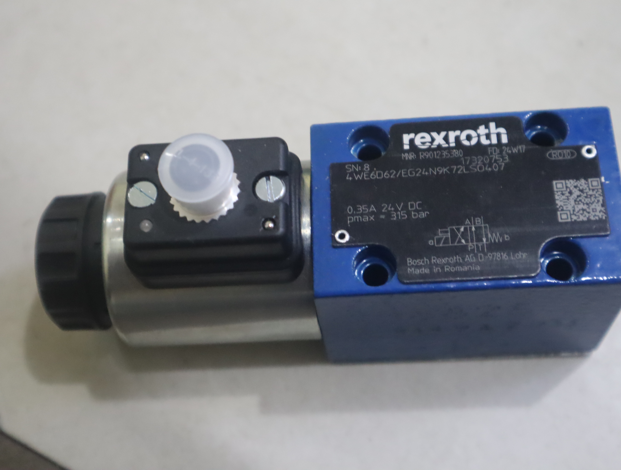 R901235380 4WE6D6X/EG24N9K72LSO407 德国力士乐REXROTH电磁阀