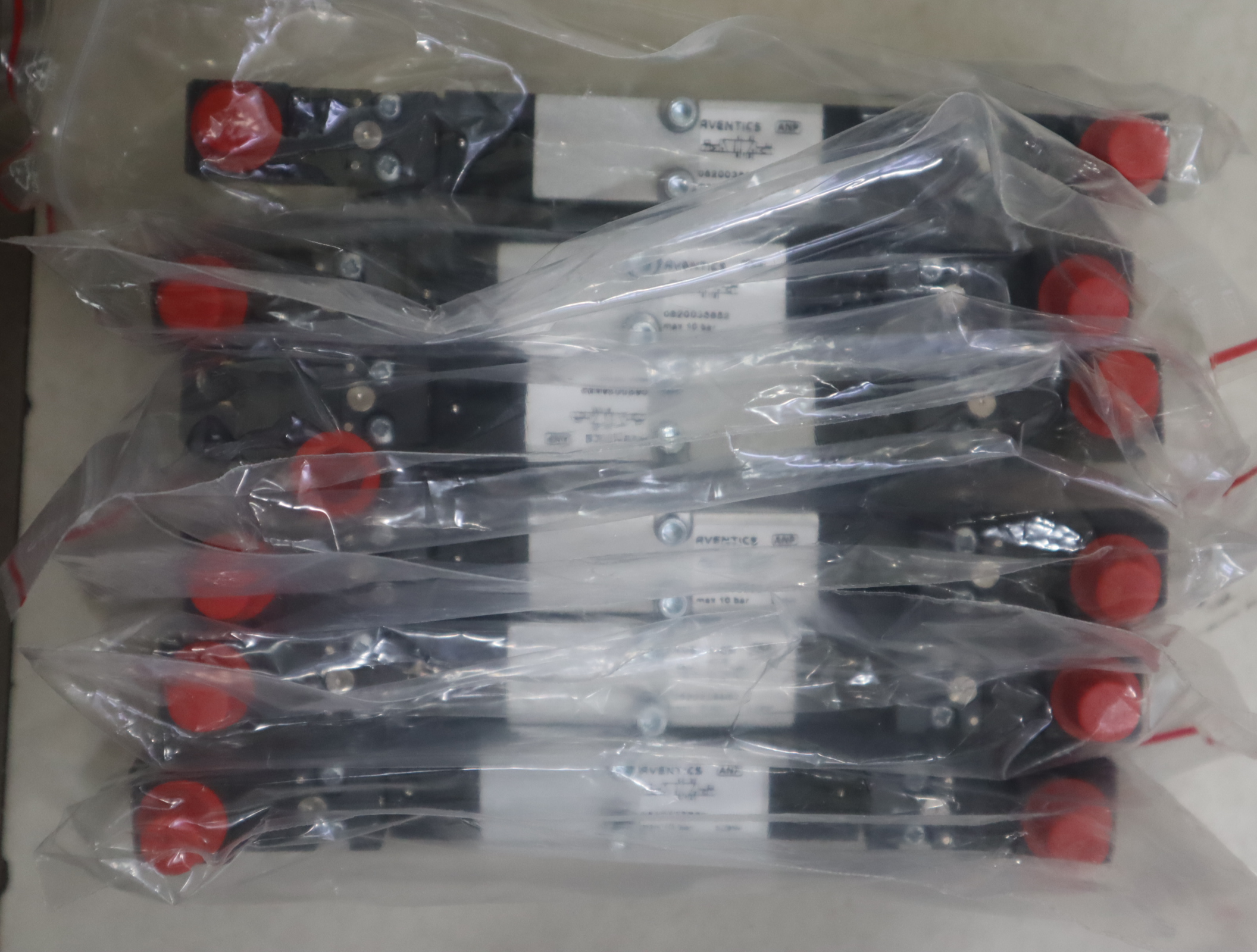 0820038157 0820038652 德国安沃驰AVENTICS 气动阀