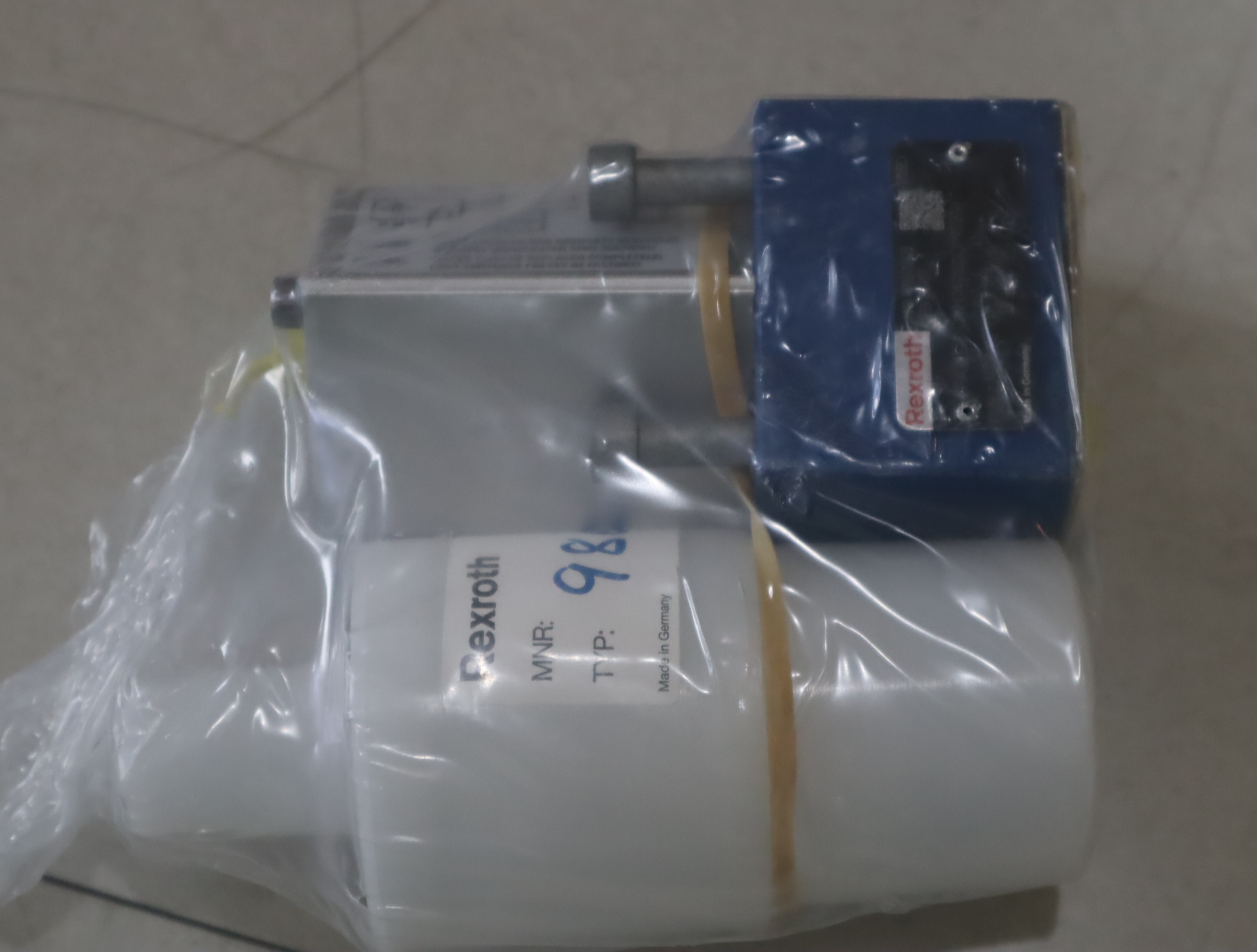 R900912620  LFA16E-71/CA20DQMG24F 德国力士乐REXROTH逻辑阀盖板