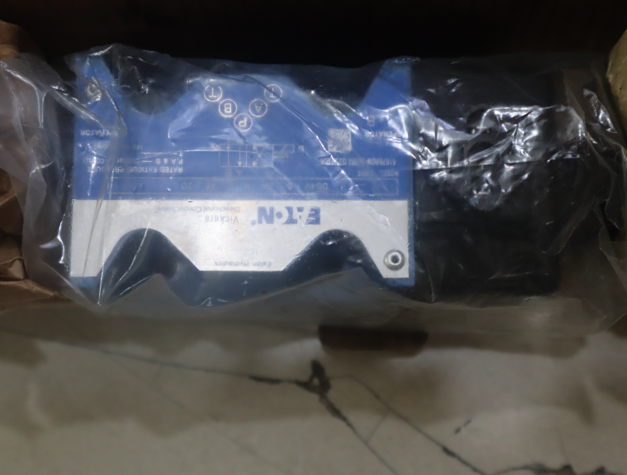 DG4V 5 2A M U C6 20 616771 威格士VICKERS伊顿EATONDANFOSS