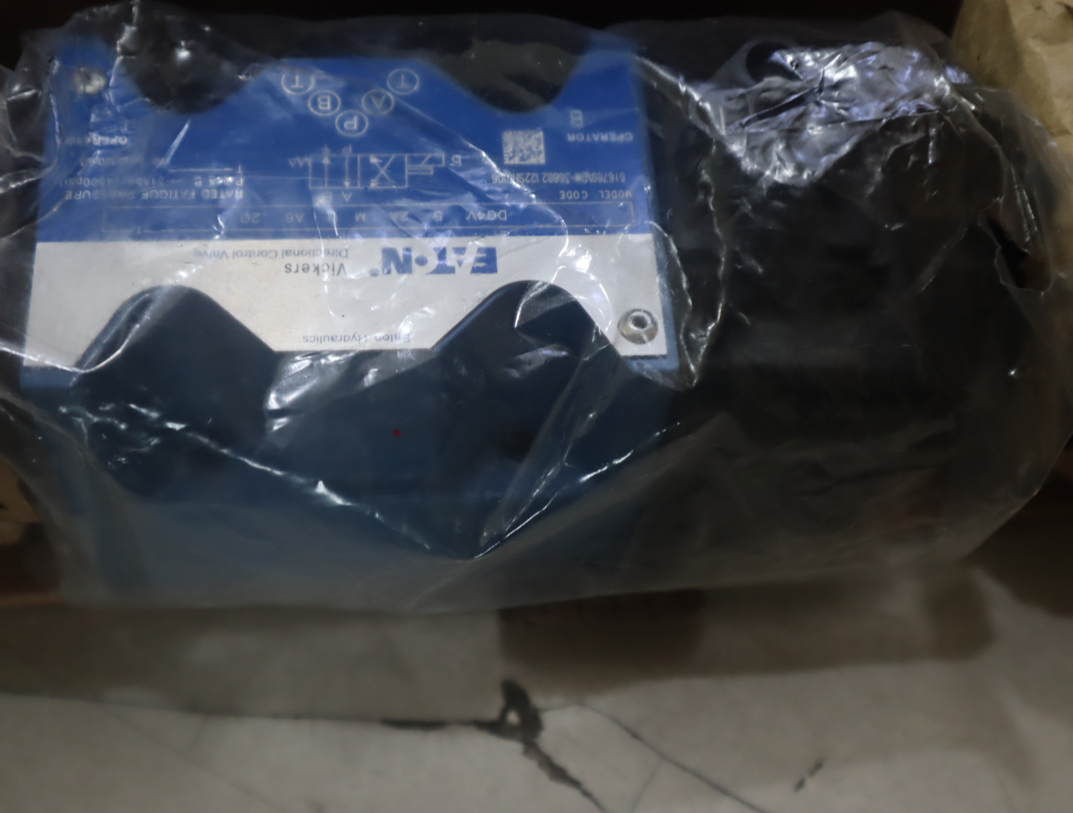 DG4V 5 2A M U C6 20 616771 威格士VICKERS伊顿EATONDANFOSS