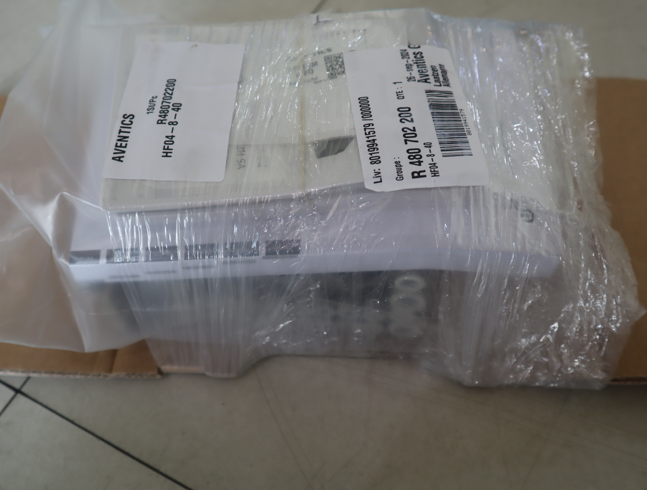 R480702200 HF04-8-40 德国安沃驰AVENTICS 气动阀