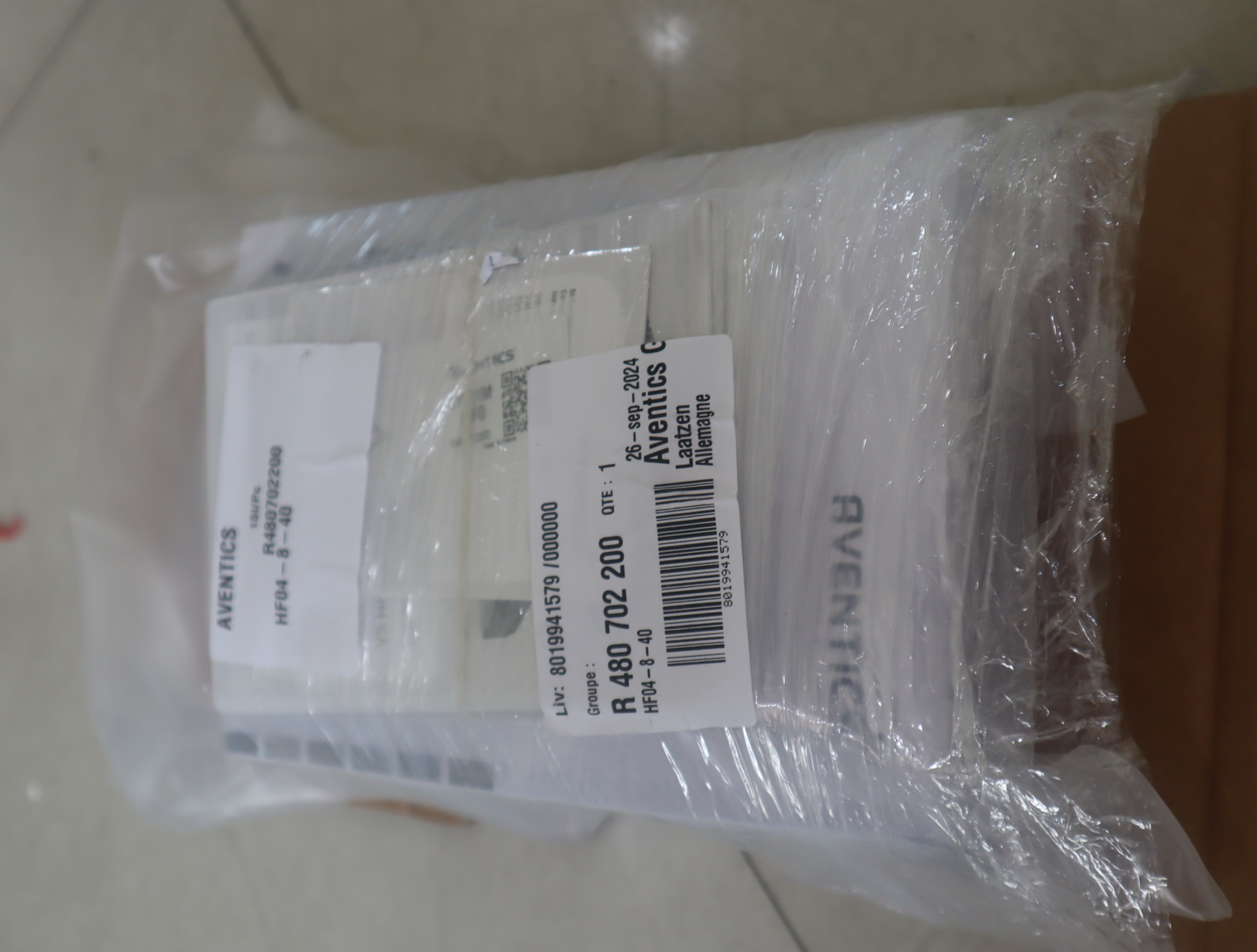 R480702200 HF04-8-40 德国安沃驰AVENTICS 气动阀