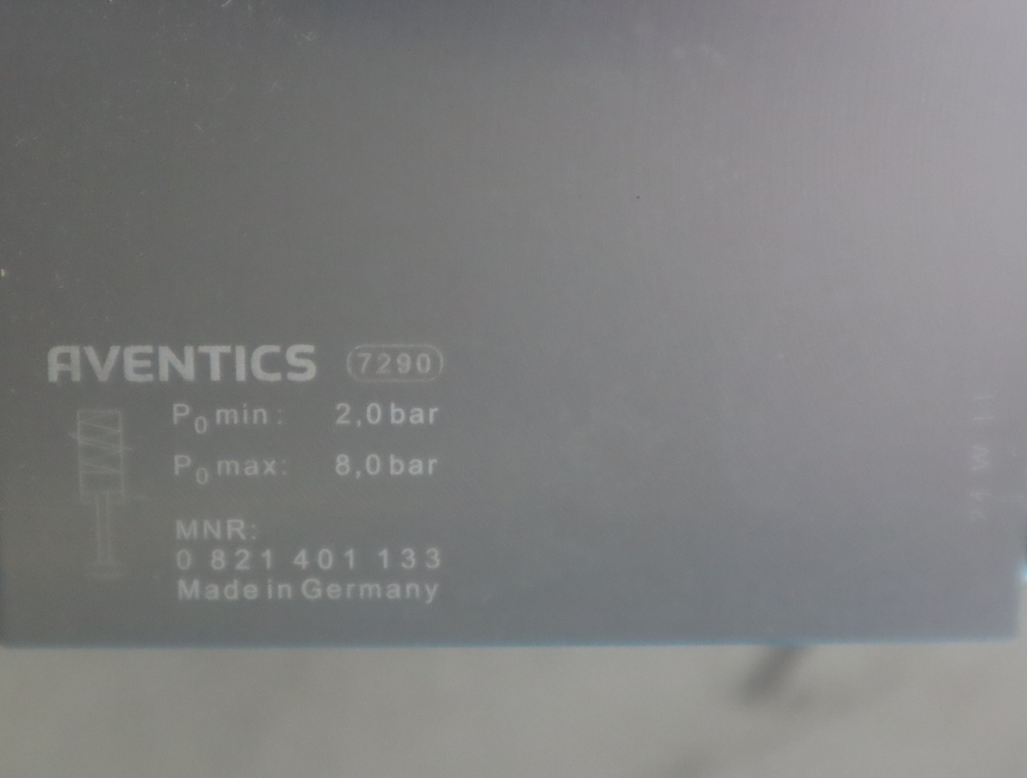 0821401133  德国安沃驰AVENTICS 气动阀0821401133气缸