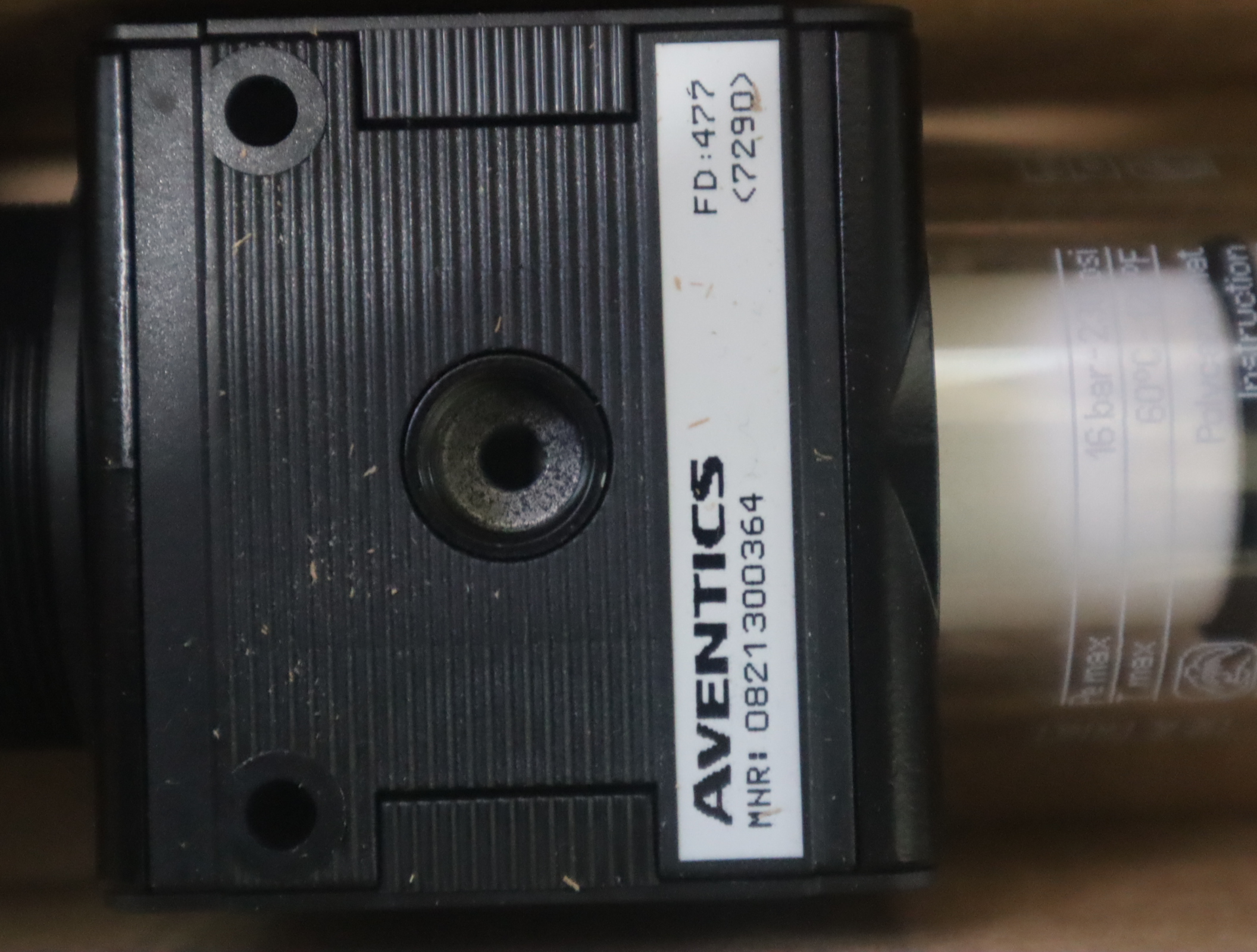 0821300364 德国安沃驰AVENTICS 气动阀0821300364气缸