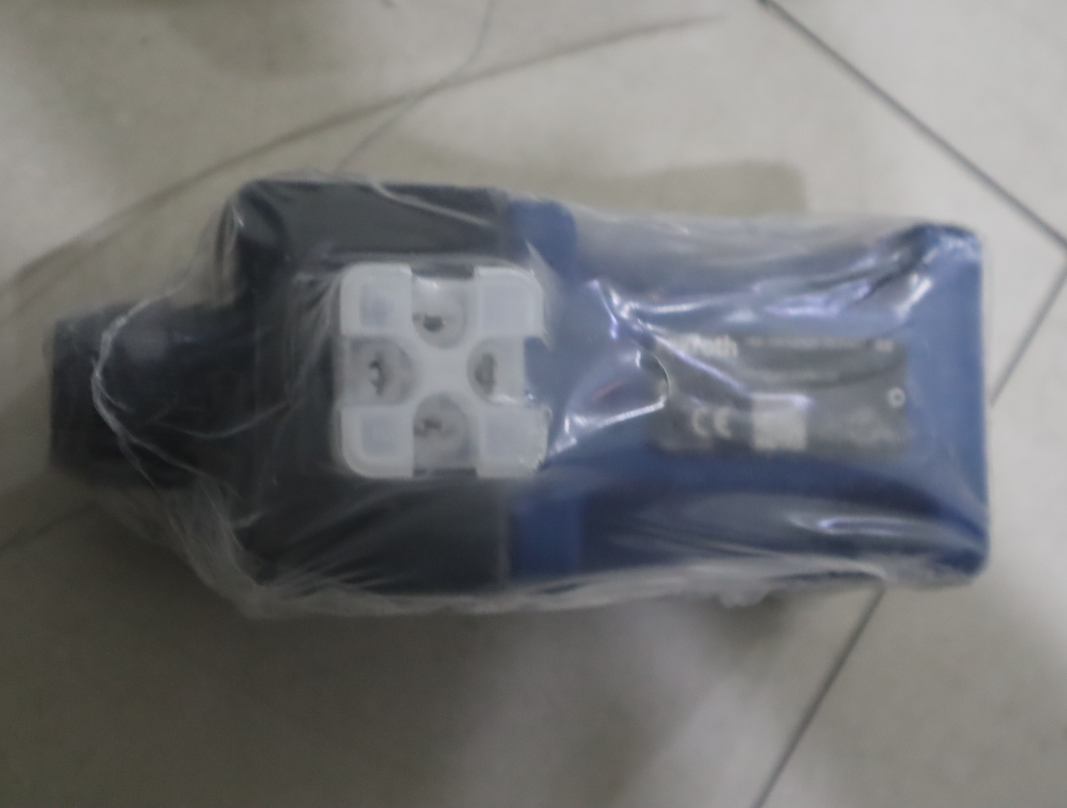 R901483529 4WE10D5X/EW230N9K4/M 德国力士乐REXROTH电磁阀