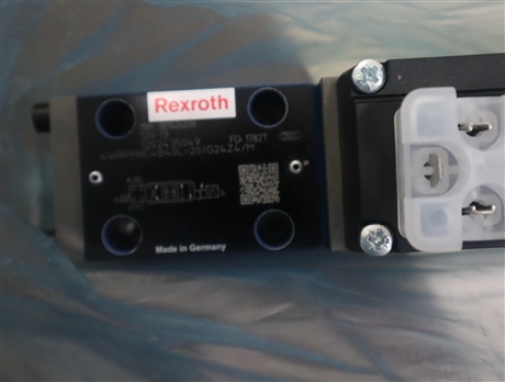 0811404039 4WRPH6C4B40L-2X/G24Z4/M 德国力士乐REXROTH比例阀