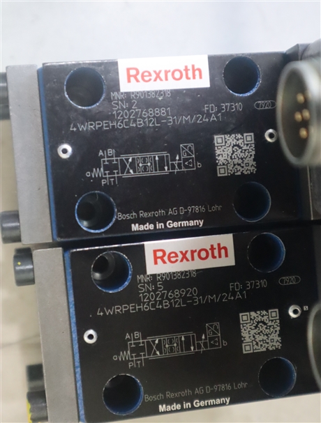 R901382318 4WRPEH6C4B12L-3X/M/24A1 德国力士乐REXROTH比例阀