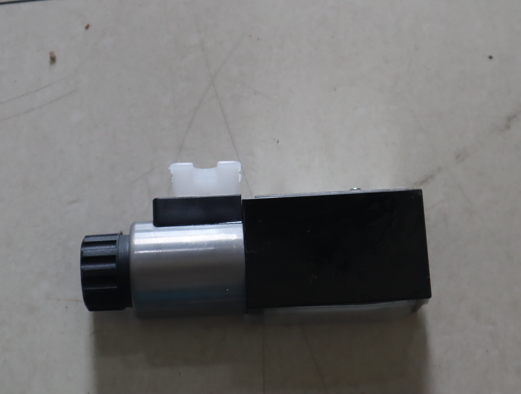 DLEHM-3C 10 意大利阿托斯ATOS电磁球阀DLEHM-3C 10  AT-830-Z