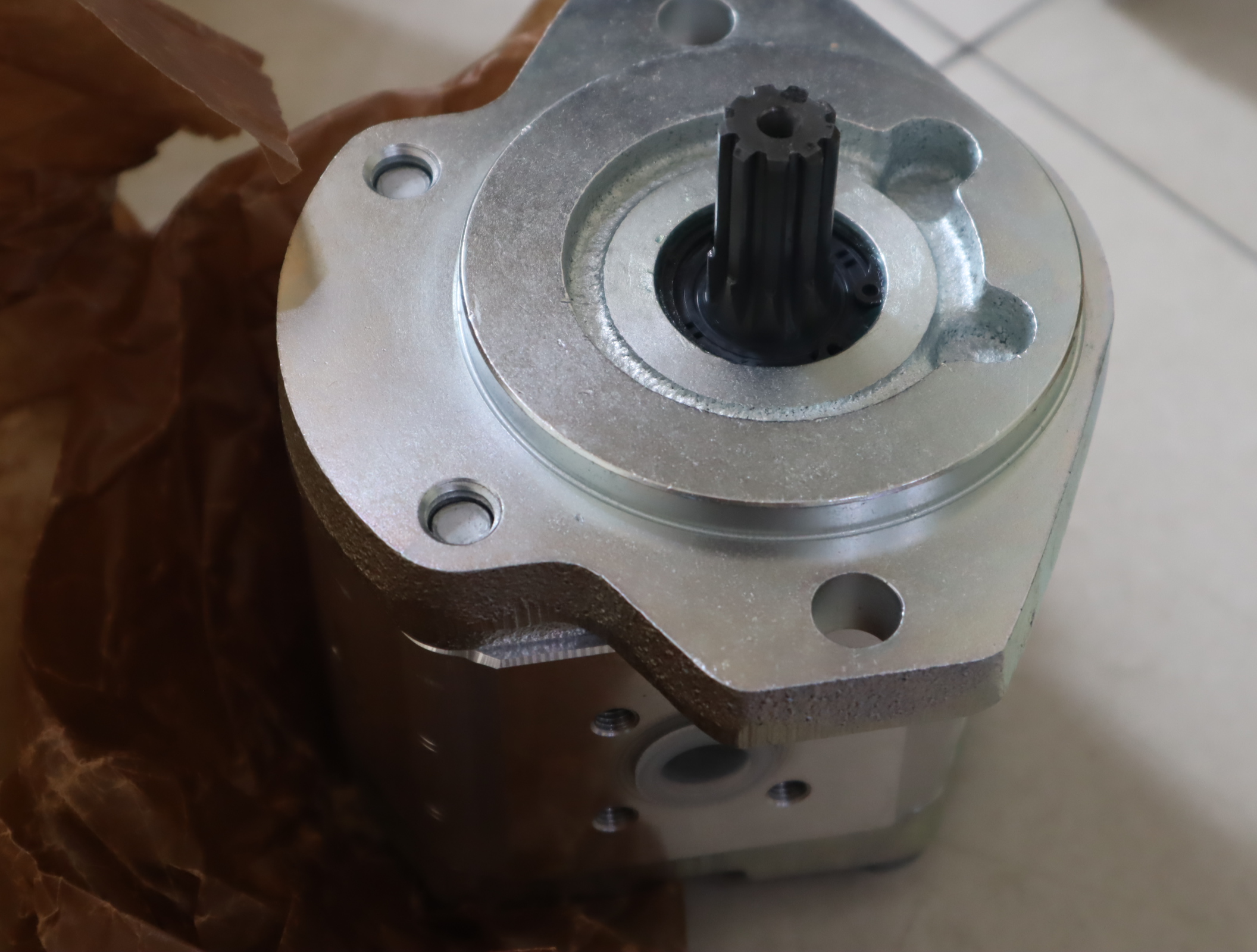 0510525019  AZPF-12-011RRR20MB 德国力士乐REXROTH齿轮泵