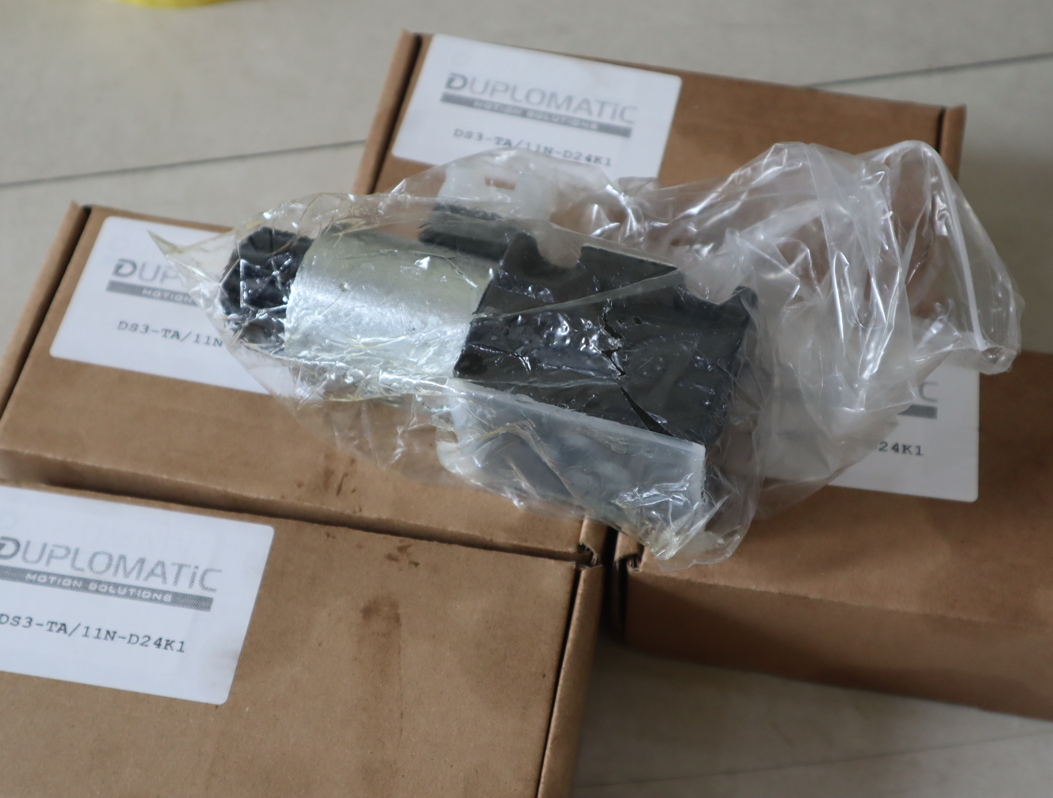 DS3-TA/11N-D24K1 意大利DUPLOMATIC 迪普玛电磁阀