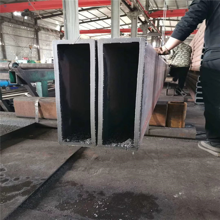 崇左Q390B方管厂 快发钢管 Q345B矩形方管冲孔加工规格全