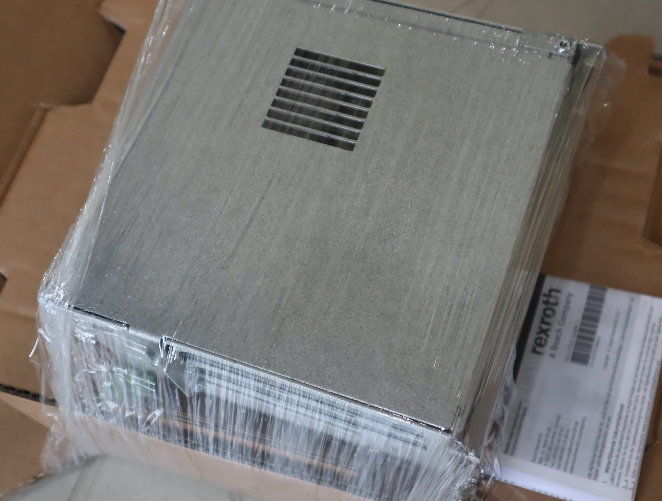 R911397880 INDRACONTROL VPB40.4 SET 德国力士乐REXROTH伺服器