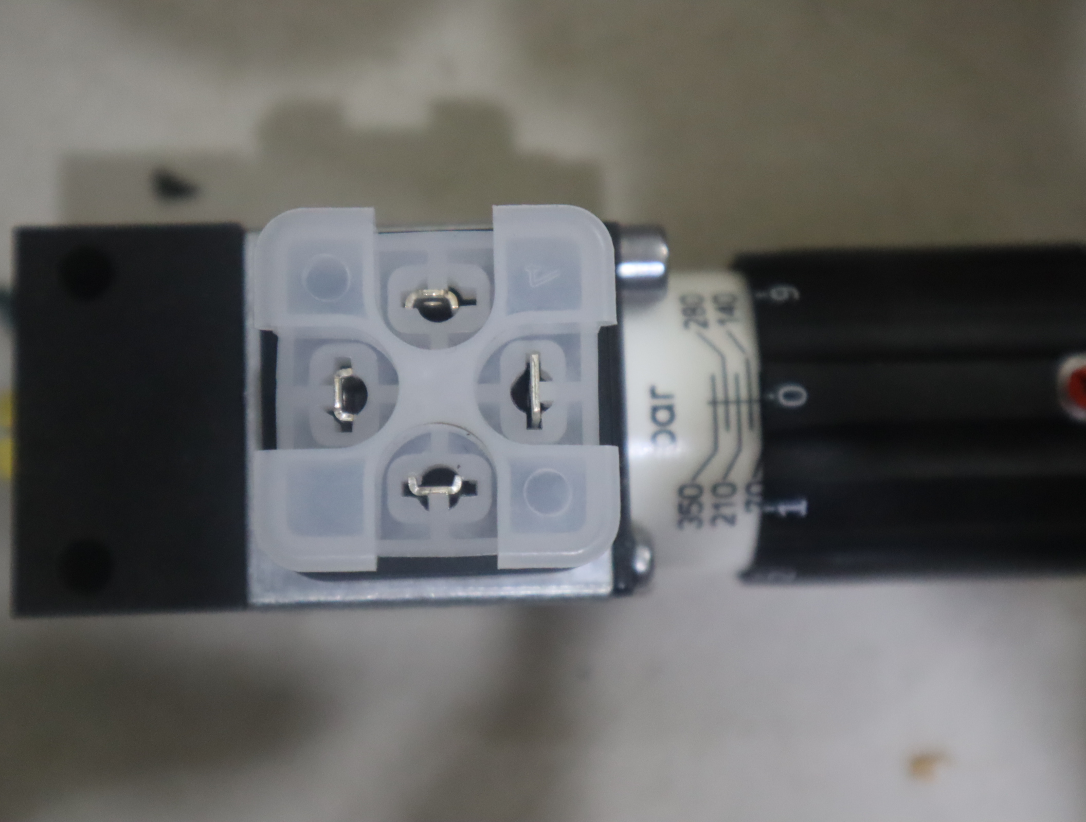 HED8OA-2X/350K14KW R901102716 力士乐REXROTH压力开关压力继电器