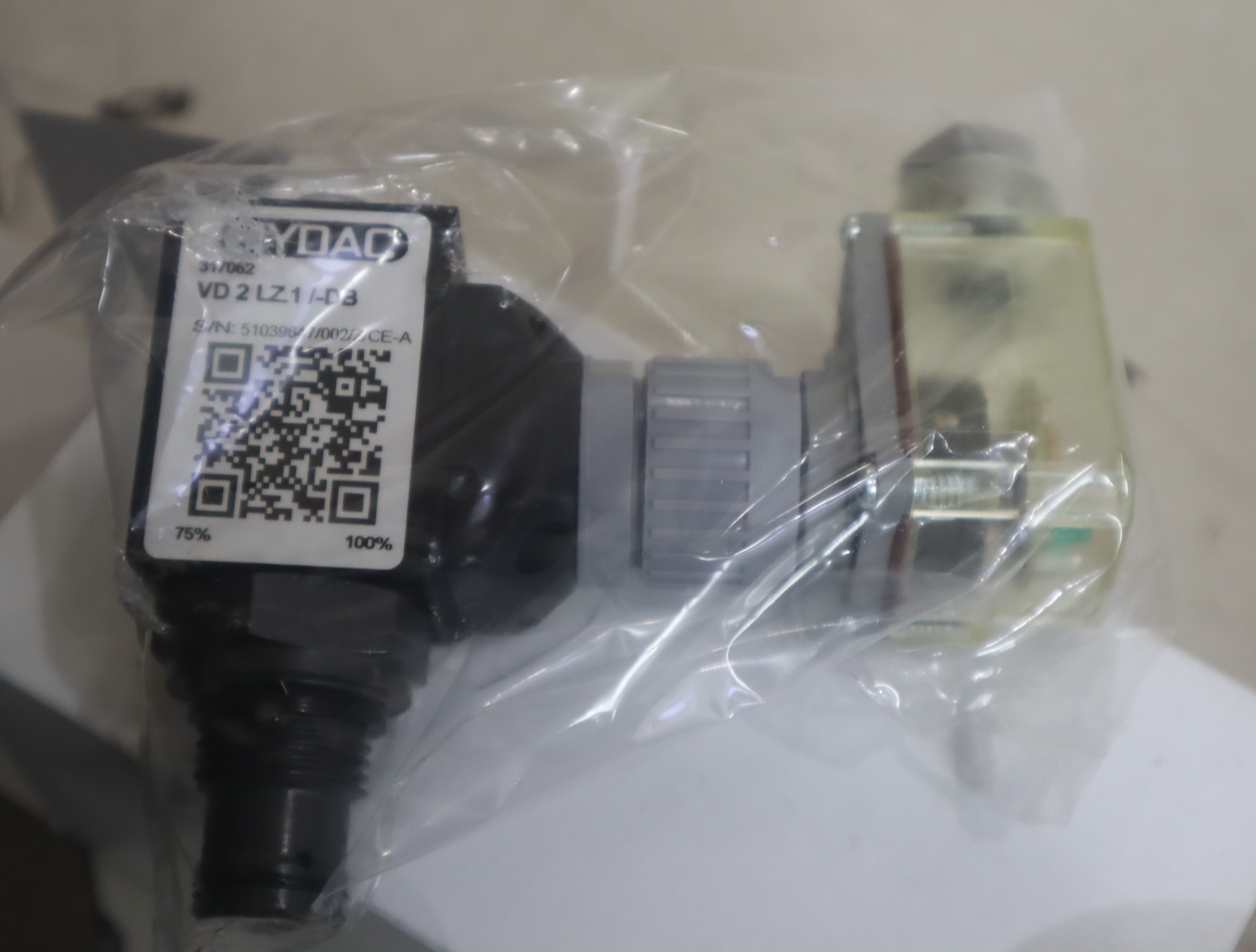 317062 VD 2 LZ.1 /-DB Z/DE-A 贺德克HYDAC开关VD 2 LZ.1 /-DB