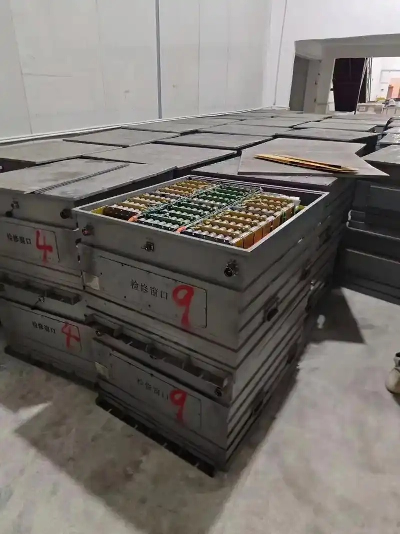 上门回收废旧汽车底盘电池 电瓶车 电 池 三元 磷酸铁锂电池有意联系