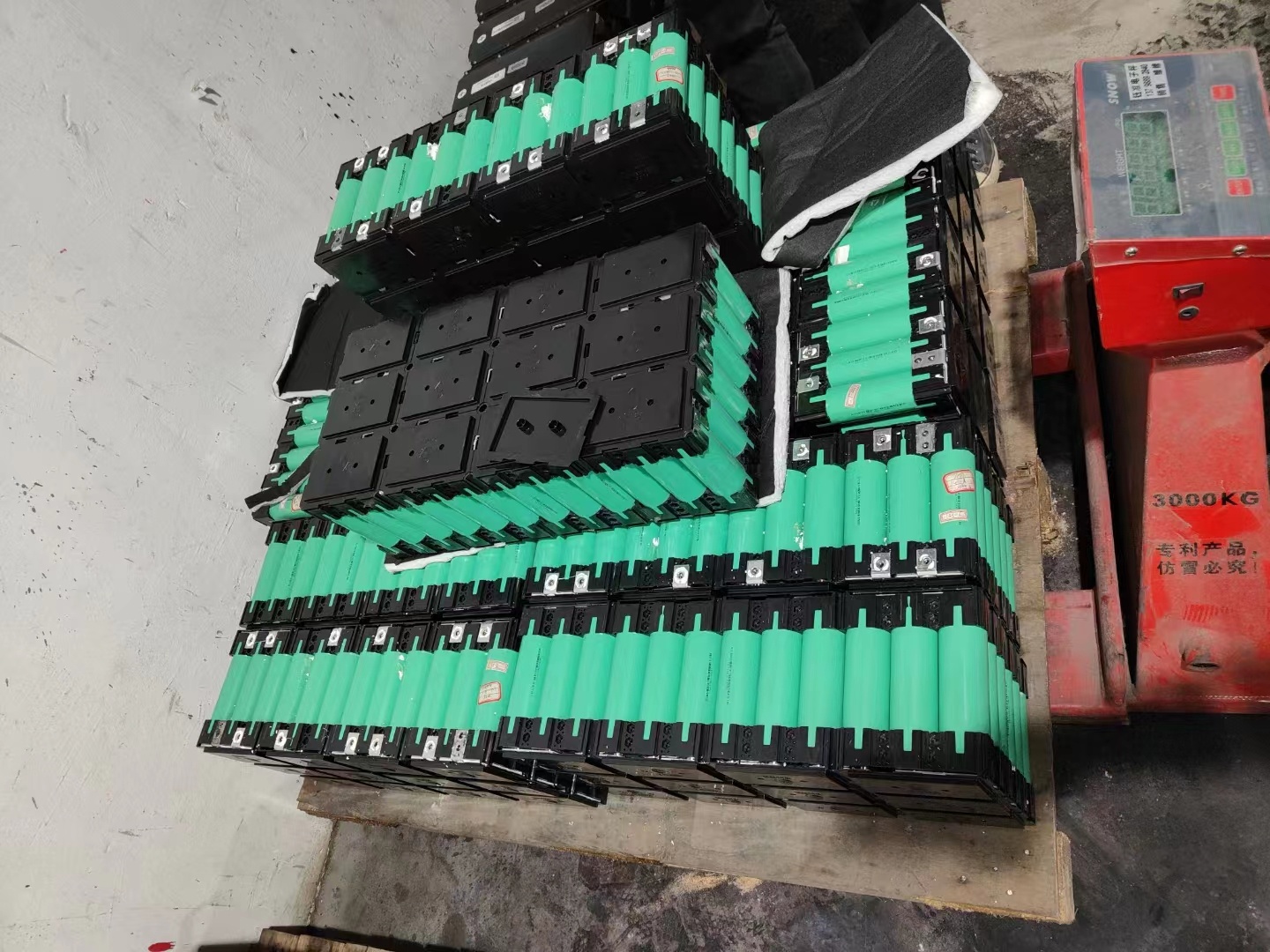 南 通 锂电池回收 18650电芯收购单芯 报 价 新能源电池报废处理