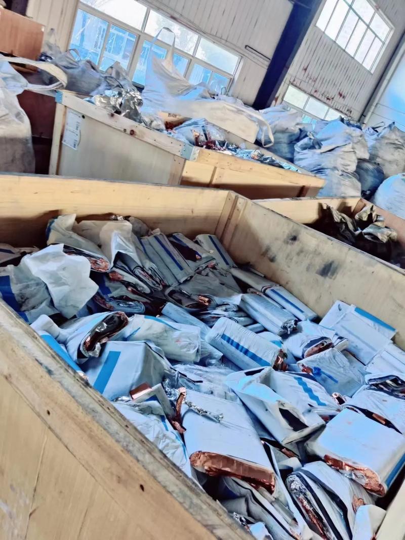 工 厂废旧设备电池包大量回收 三元锂电池 镍氢镍镉电池 亿兴诚信合作