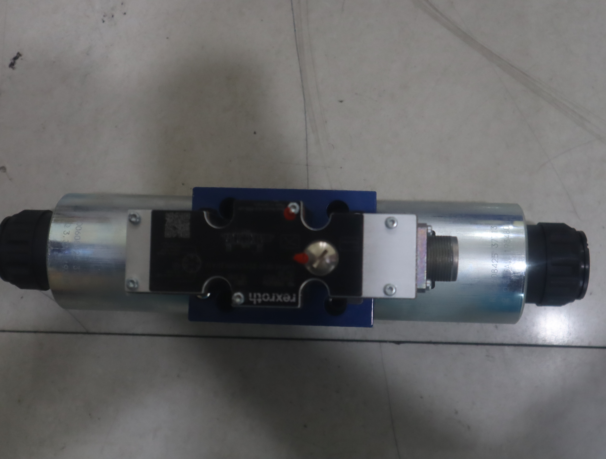 4WRAE10E60-23/G24N9K31/A1V R900558356 德国力士乐REXROTH比例阀