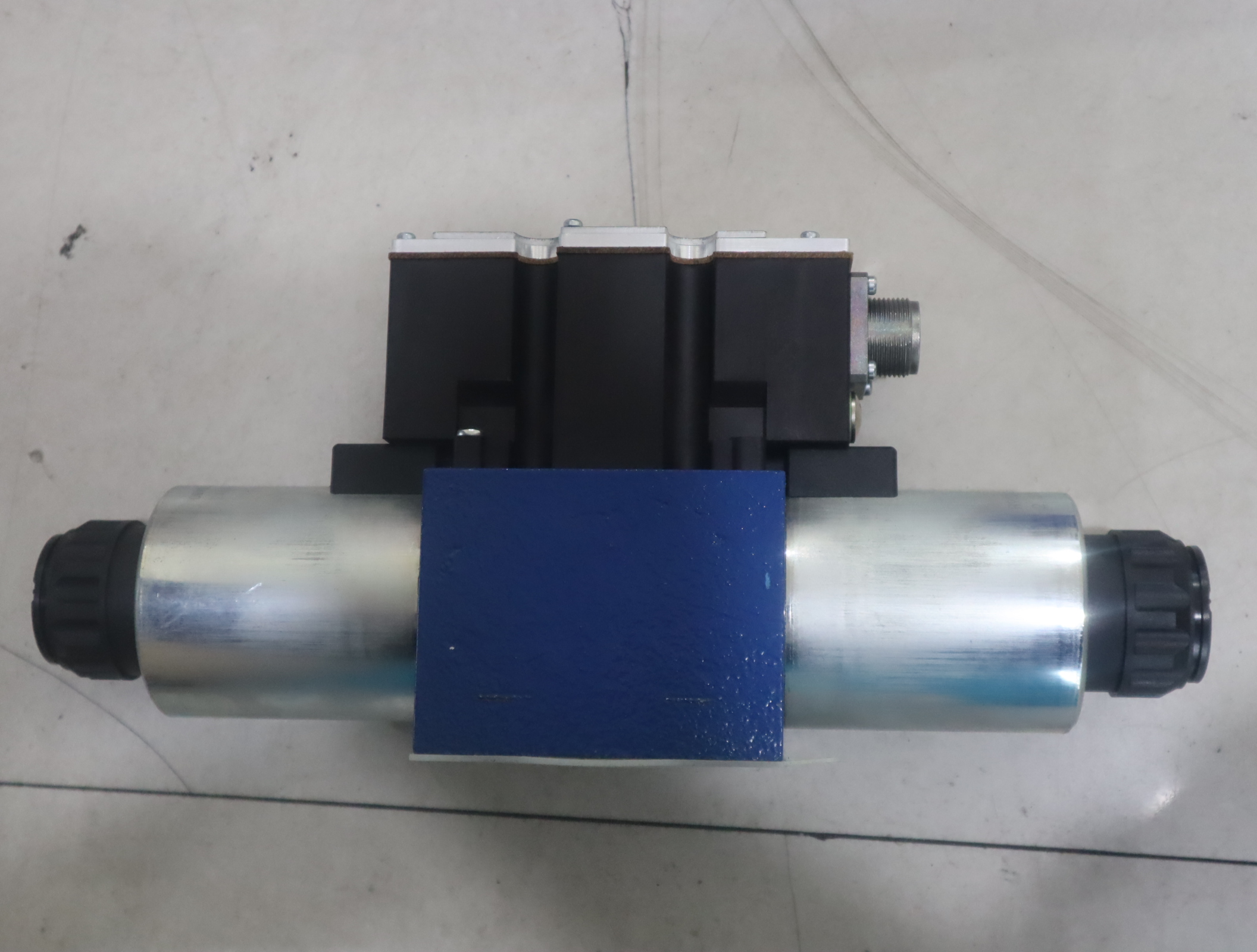 4WRAE10E60-23/G24N9K31/A1V R900558356 德国力士乐REXROTH比例阀