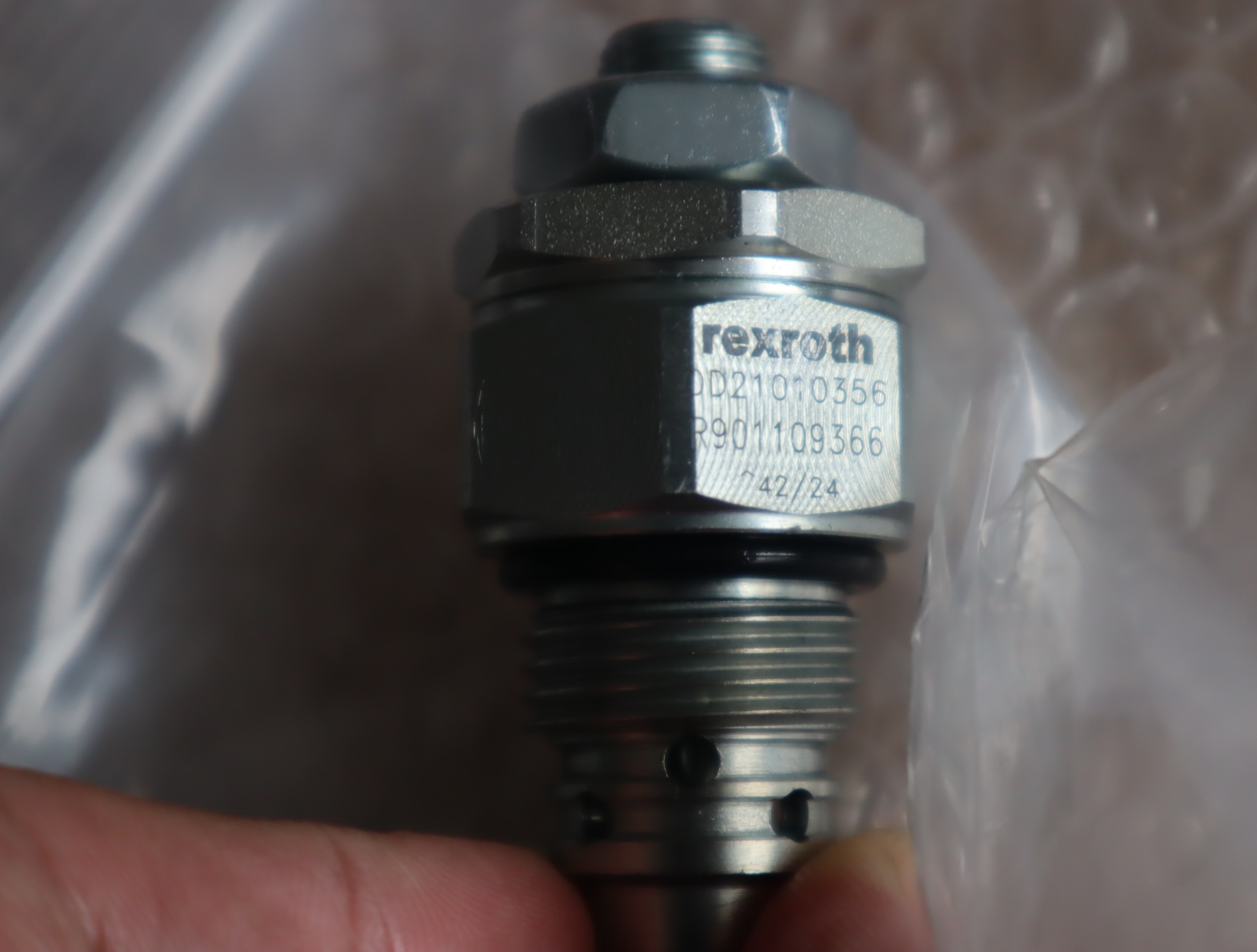 R901109366 OD21010356-VSTXX06-18X03 力士乐REXROTH螺纹插装阀