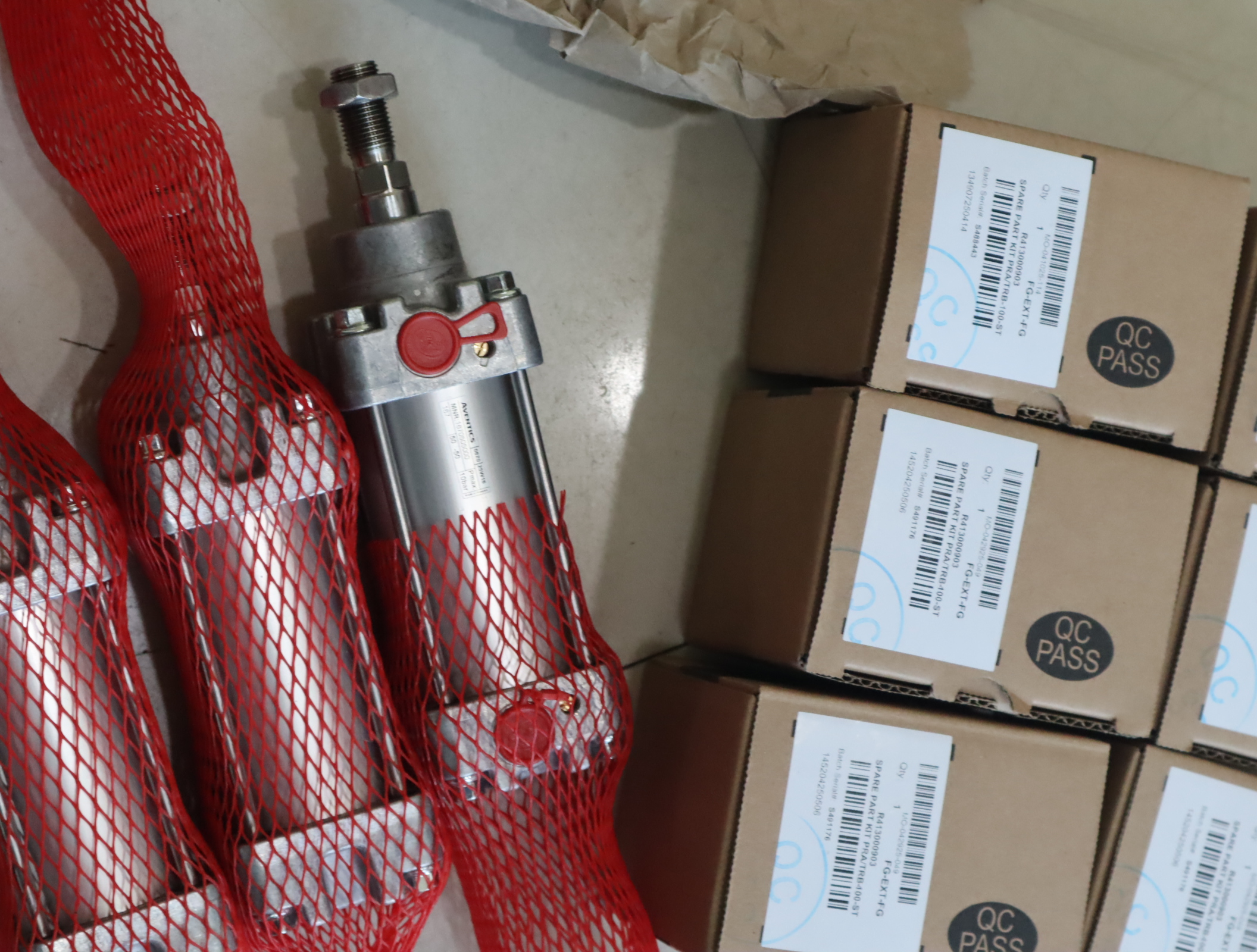 7 50-50  0670 德国安沃驰AVENTICS气缸