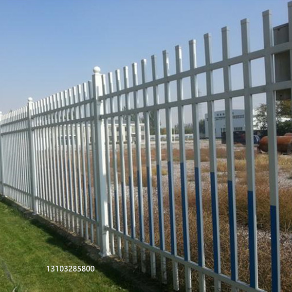 现货农村院子高档围栏网 铁艺方管栅栏网 热镀锌加喷塑