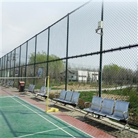庆阳 运动场护栏网 体育场围网 勾花护栏网