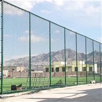 陇南球场安全围栏 体育场护栏 框架球场防护网