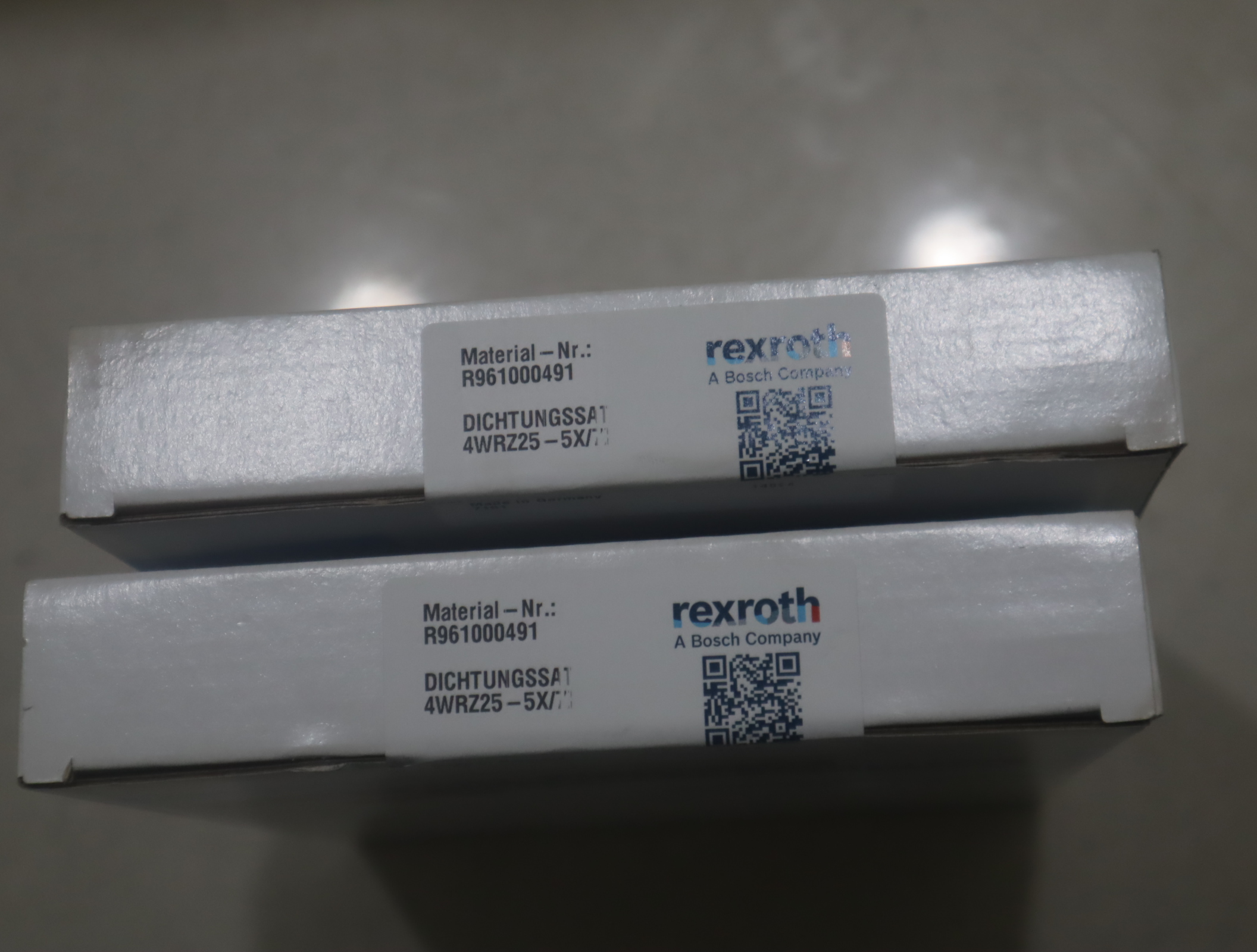 R961000491 4WRZ25-5X/7X/MR *HV 力士乐REXROTH比例阀密封套件