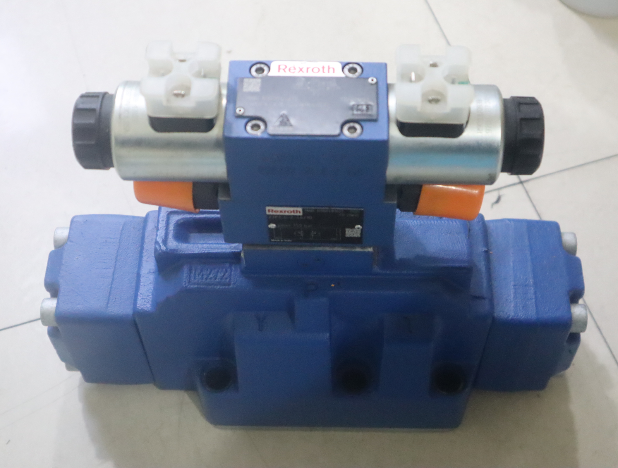 R900926695  H-4WEH25J6X/6EG24N9ETS2K4/B10D3 力士乐REXROTH阀